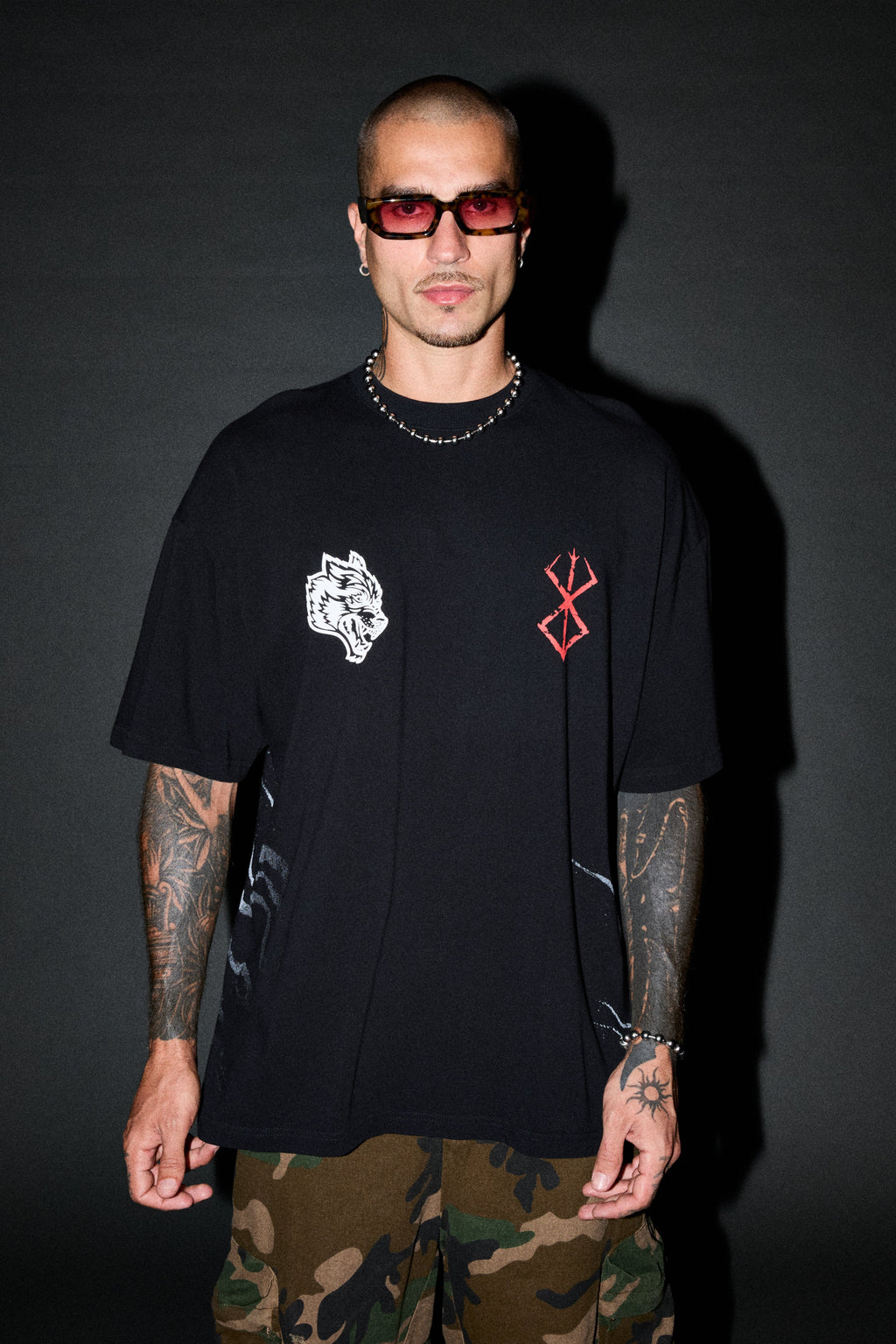 Darc Skull Knight "Side By Side" Series Premium Tee in Black - imagem 2
