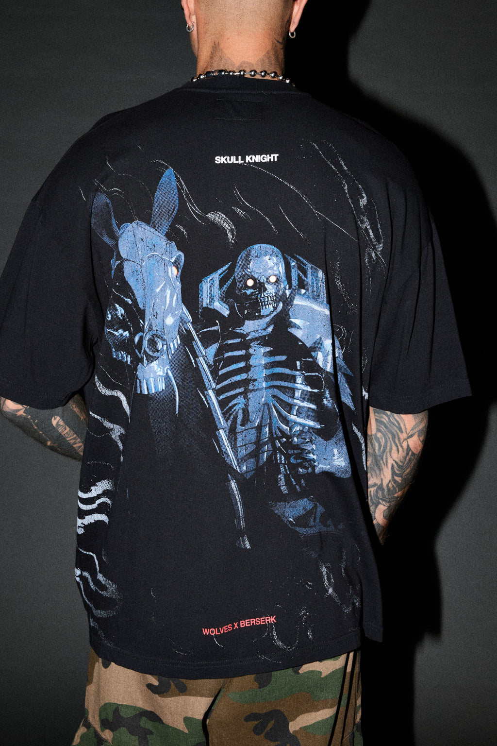 Darc Skull Knight "Side By Side" Series Premium Tee in Black - imagem 8