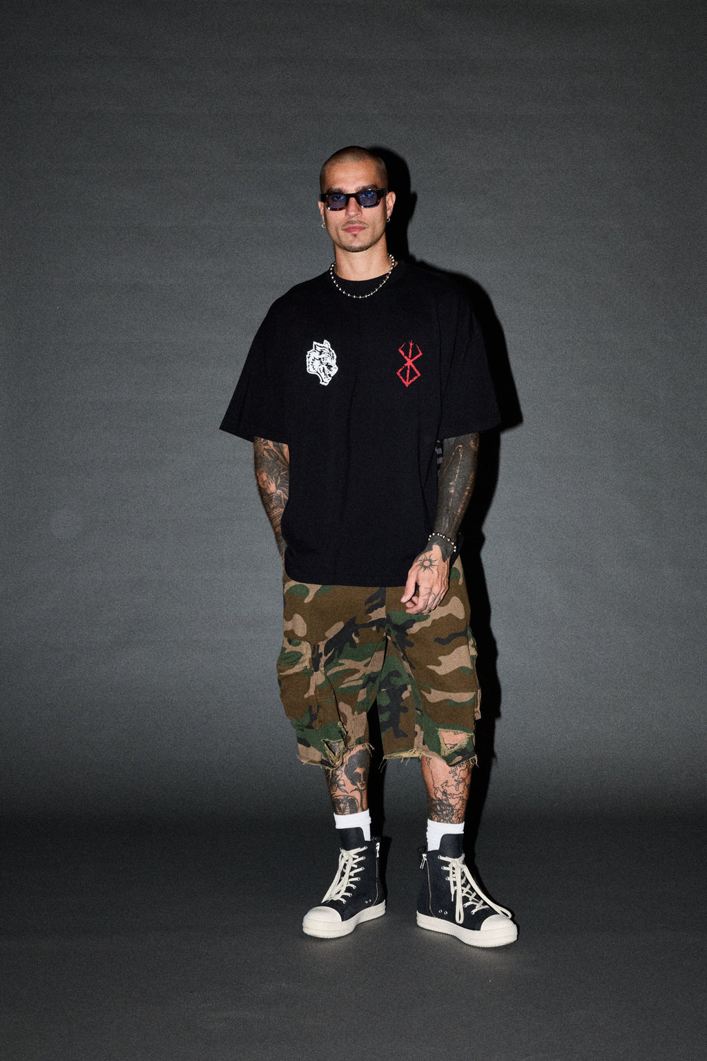 Darc Berserker "Side By Side" Series Premium Tee in Black - imagem 5