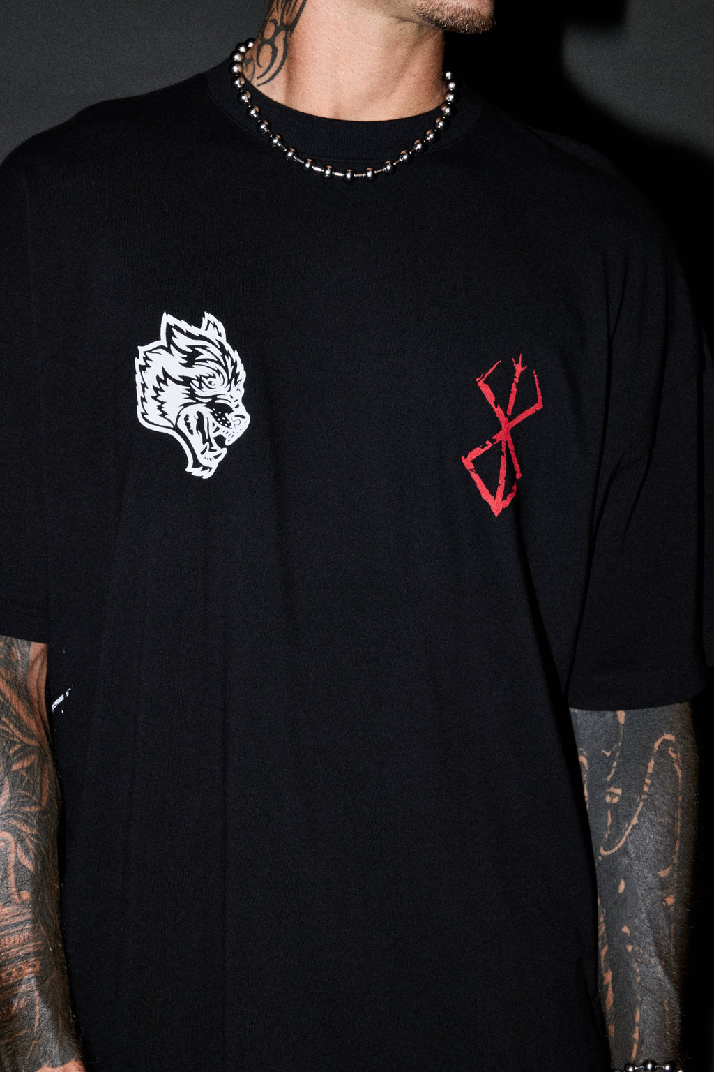 Darc Berserker "Side By Side" Series Premium Tee in Black - imagem 7