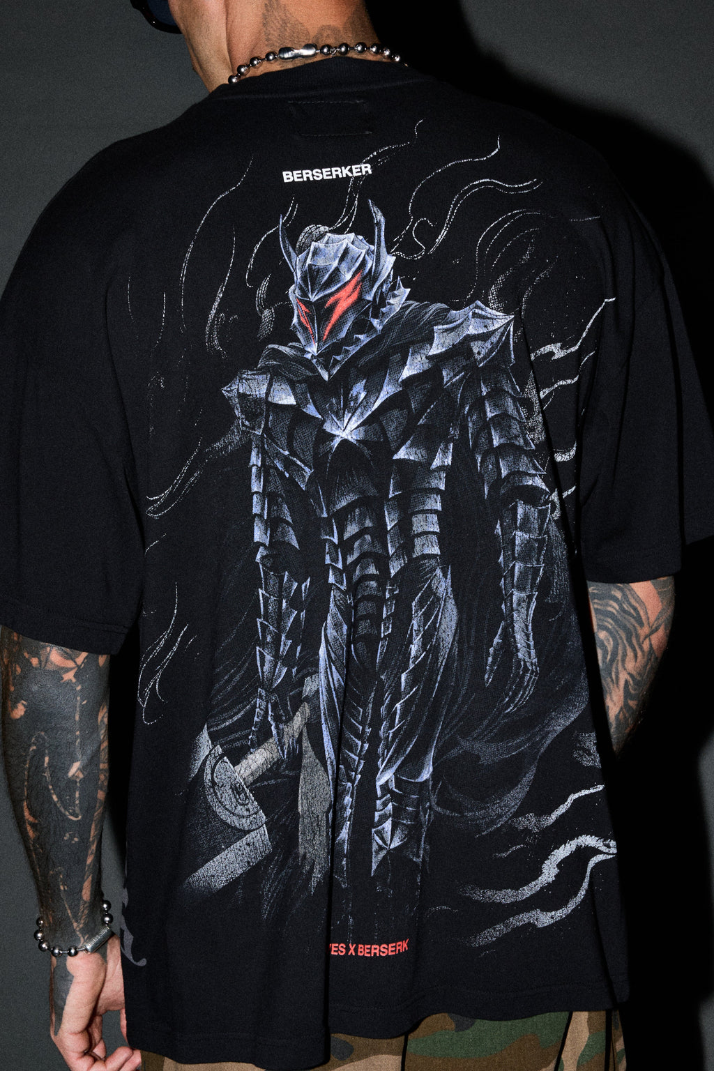 Darc Berserker "Side By Side" Series Premium Tee in Black - imagem 8