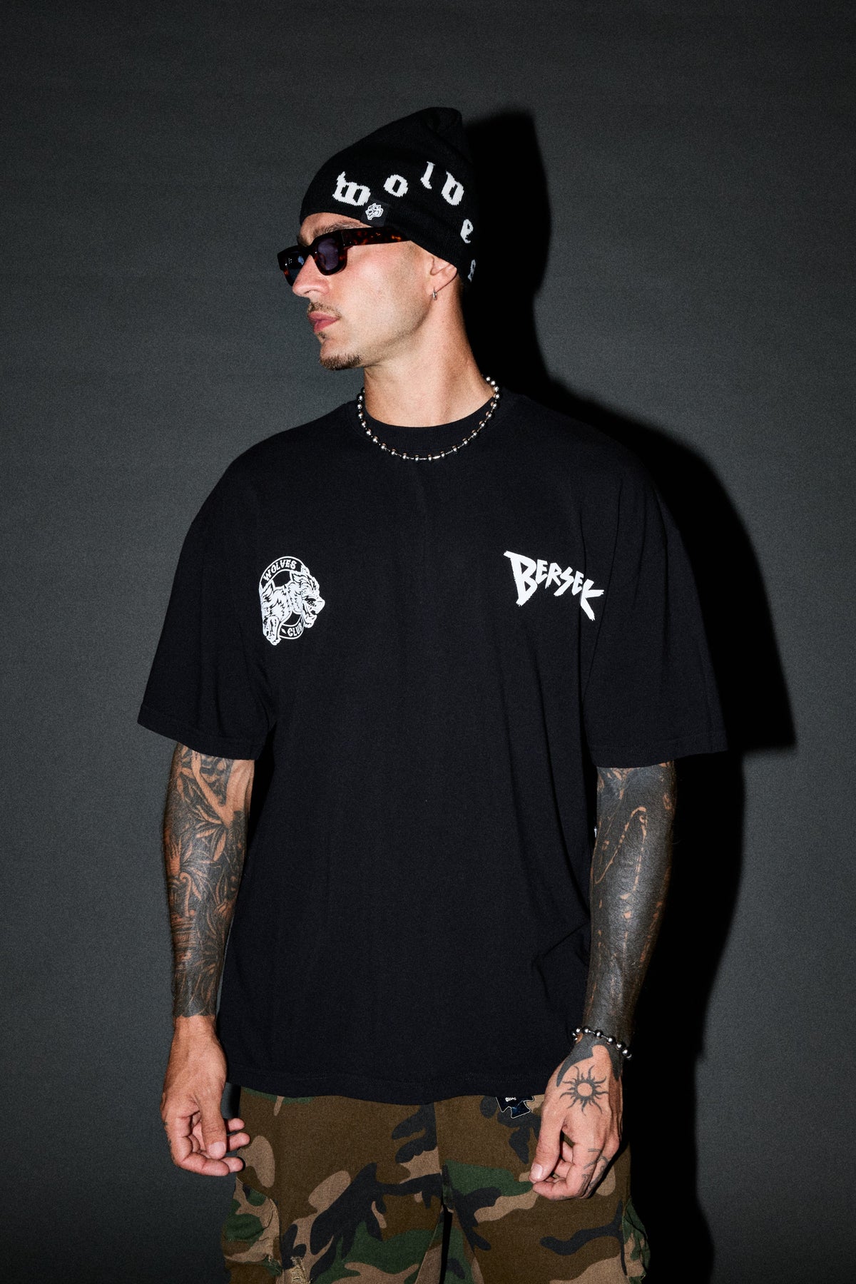 Femto "Premium" Oversized Tee in Black - imagem 2