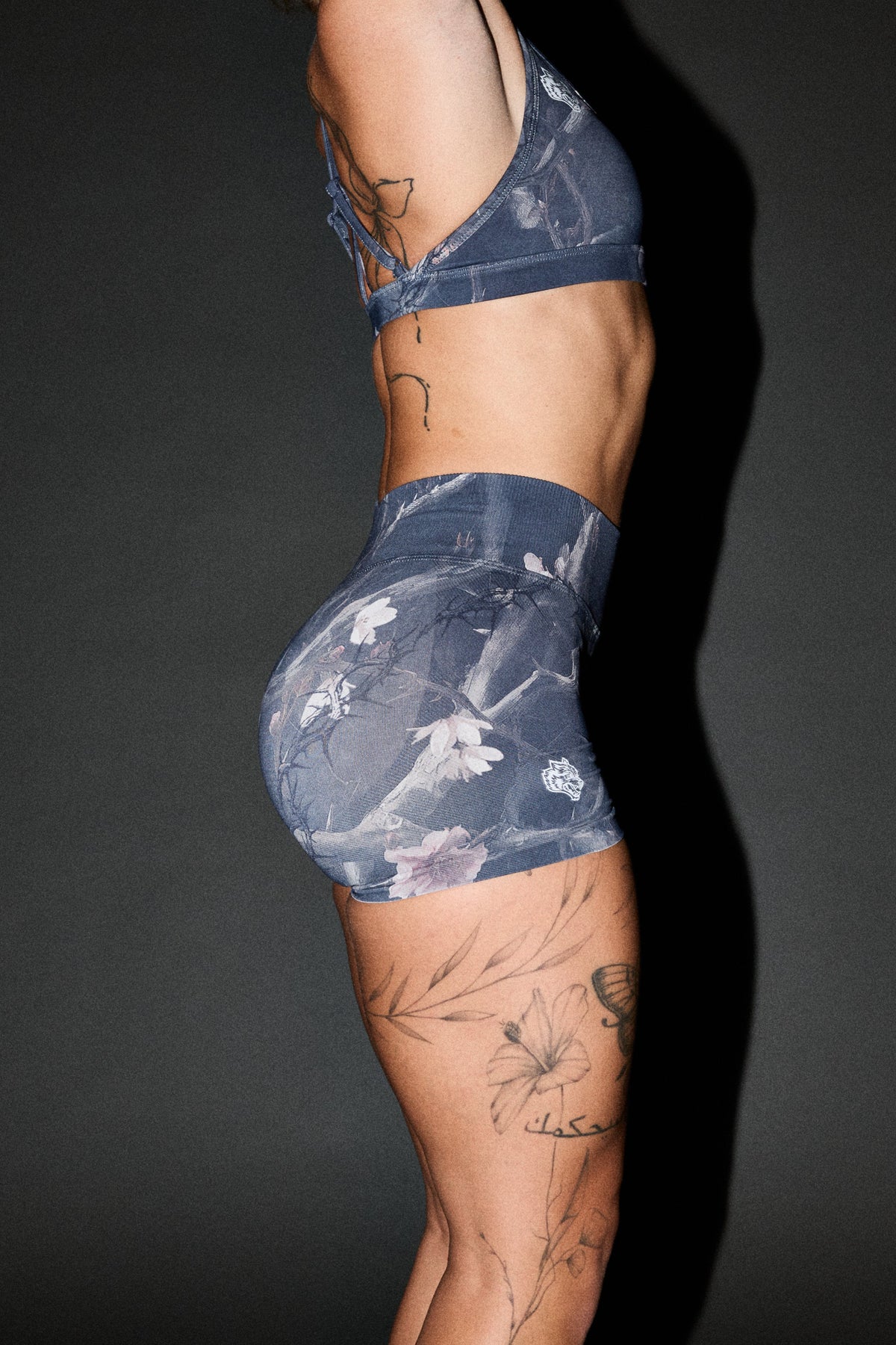 Wolf Pyramid Evey Seamless Short In All Of Us Camo - imagem 12