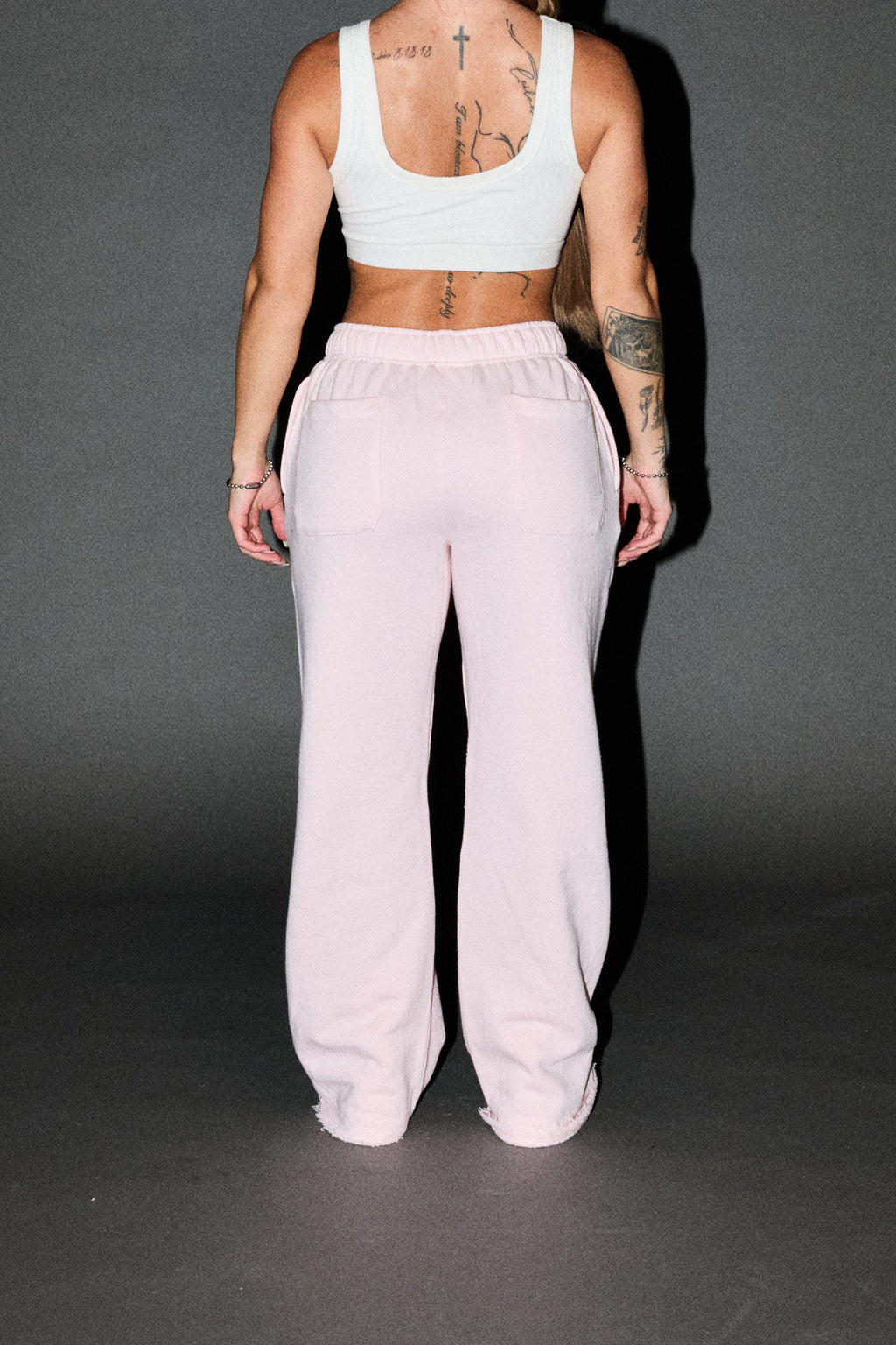Wolf Pyramid Premium Big Cozy Sweats In Blush Pink - imagem 4
