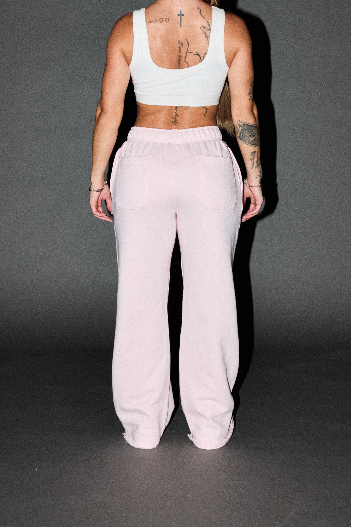 Wolf Pyramid Premium Big Cozy Sweats In Blush Pink - imagem 4