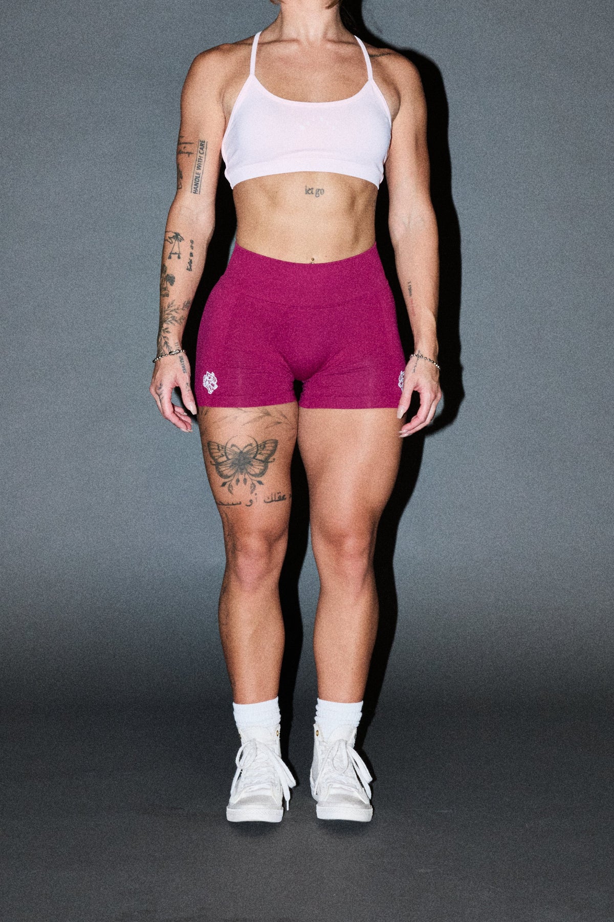 Dual Wolf Evey Seamless Shorts In Deep Raspberry — imagem 8