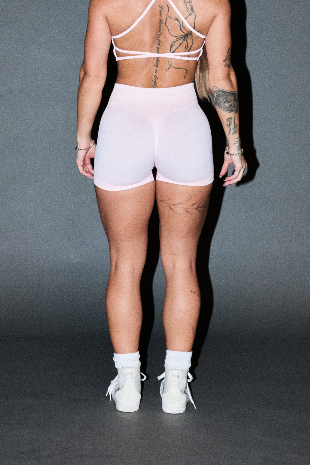 Dual Wolf Evey Seamless Short In Blush Pink — imagem 11