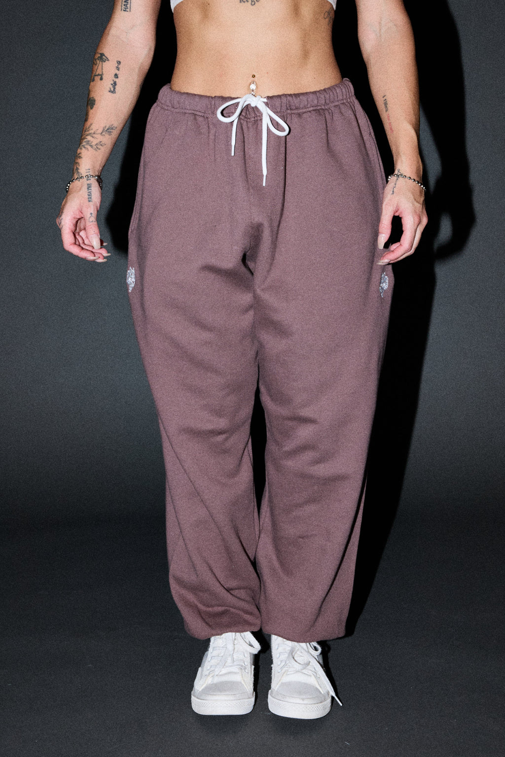Dual Wolf Lightweight Lounger Sweat Pants In Rose Taupe — imagem 8