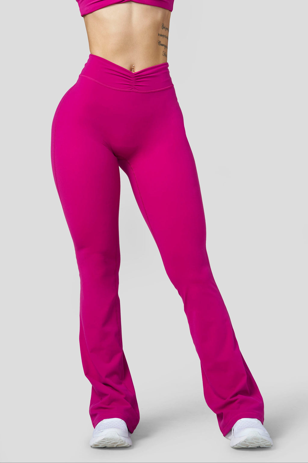 W2229 Buttersoft Scrunch Band Flare Leggings (reg) — imagem 3