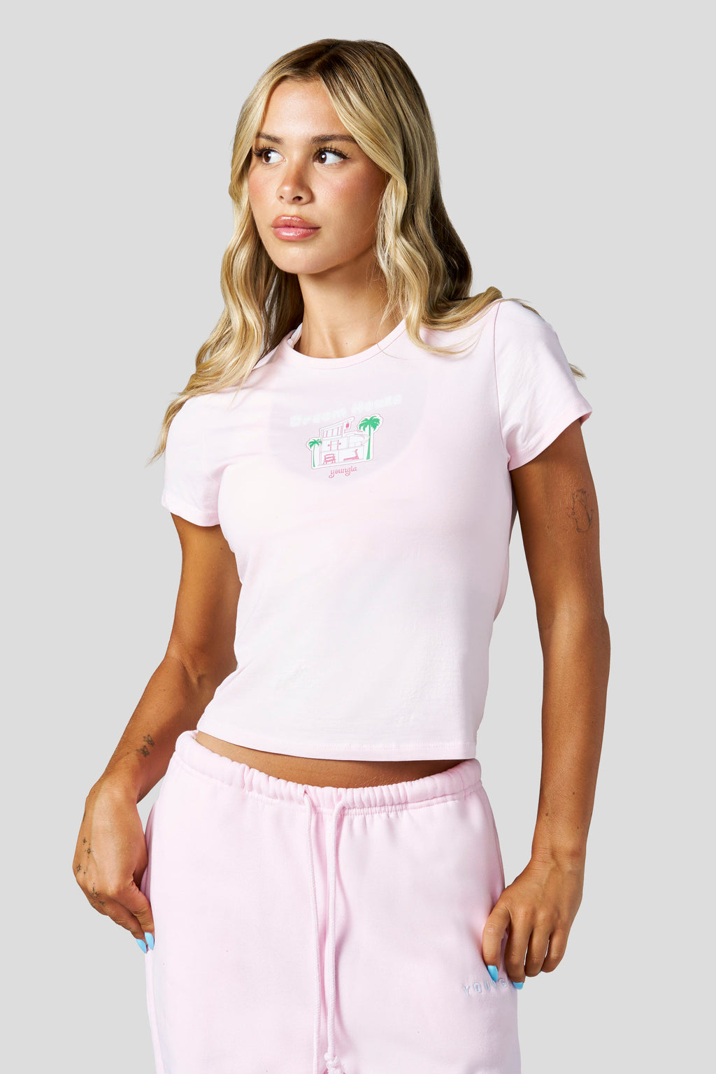W4336 gym girl baby Tee — imagem 3