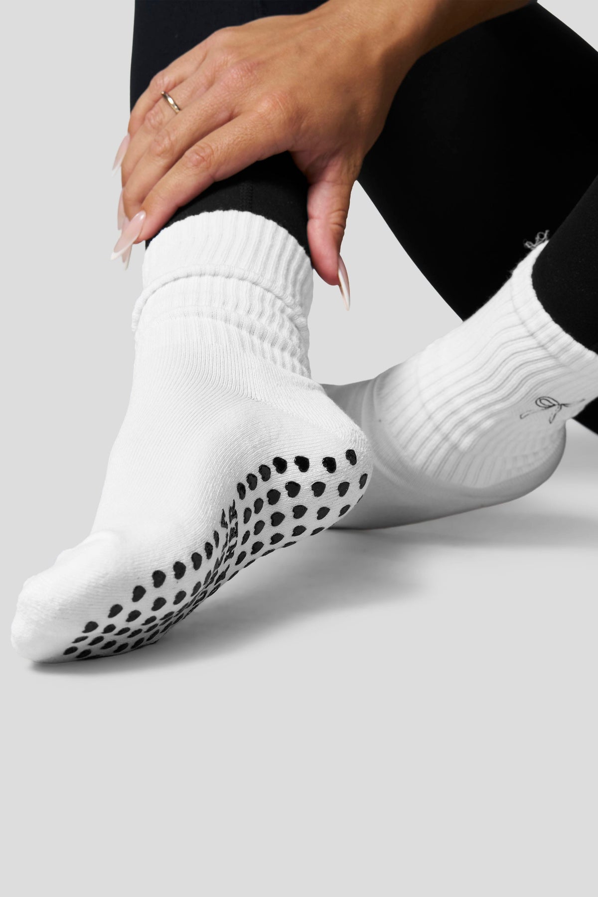 W6117 - Grip Socks — imagem principal