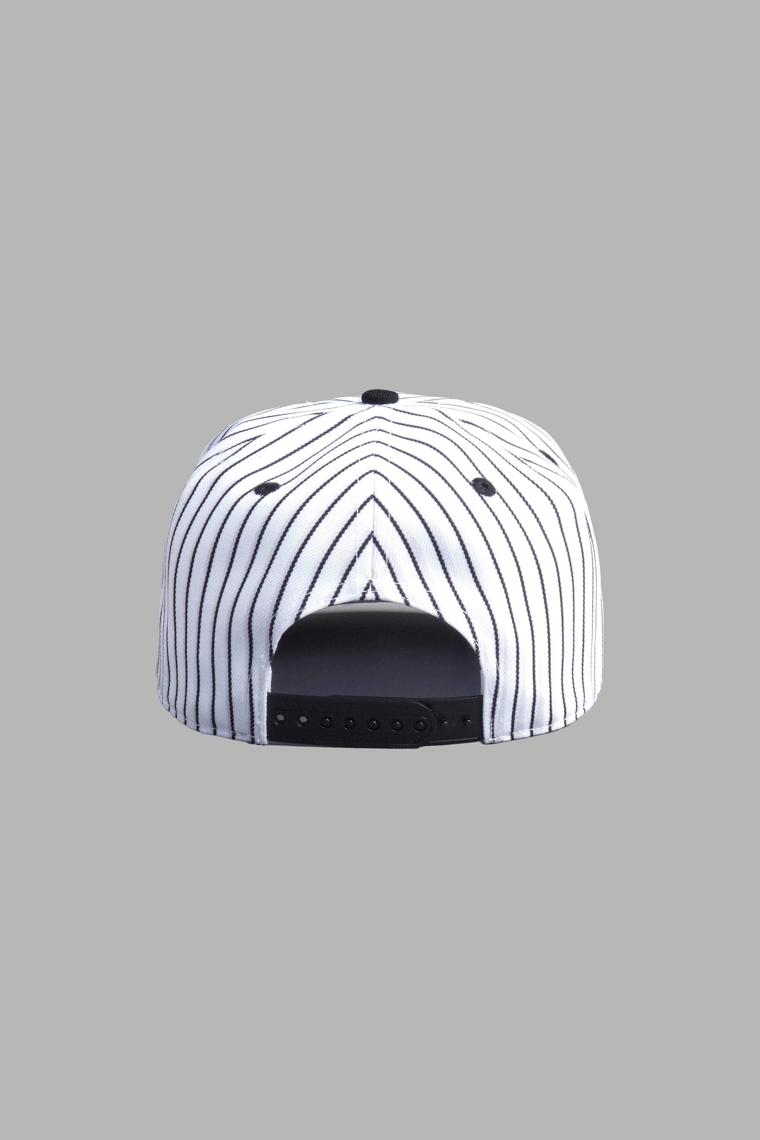 Wolves Cursive A Frame Snapback in White/Black Pinstripe — imagem 3