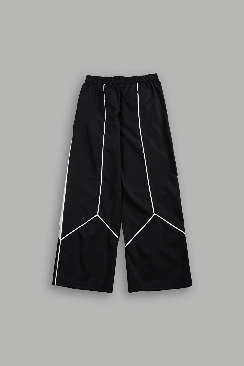 Dual Wolf Quinn Track Pants in Black/Sand — imagem 4