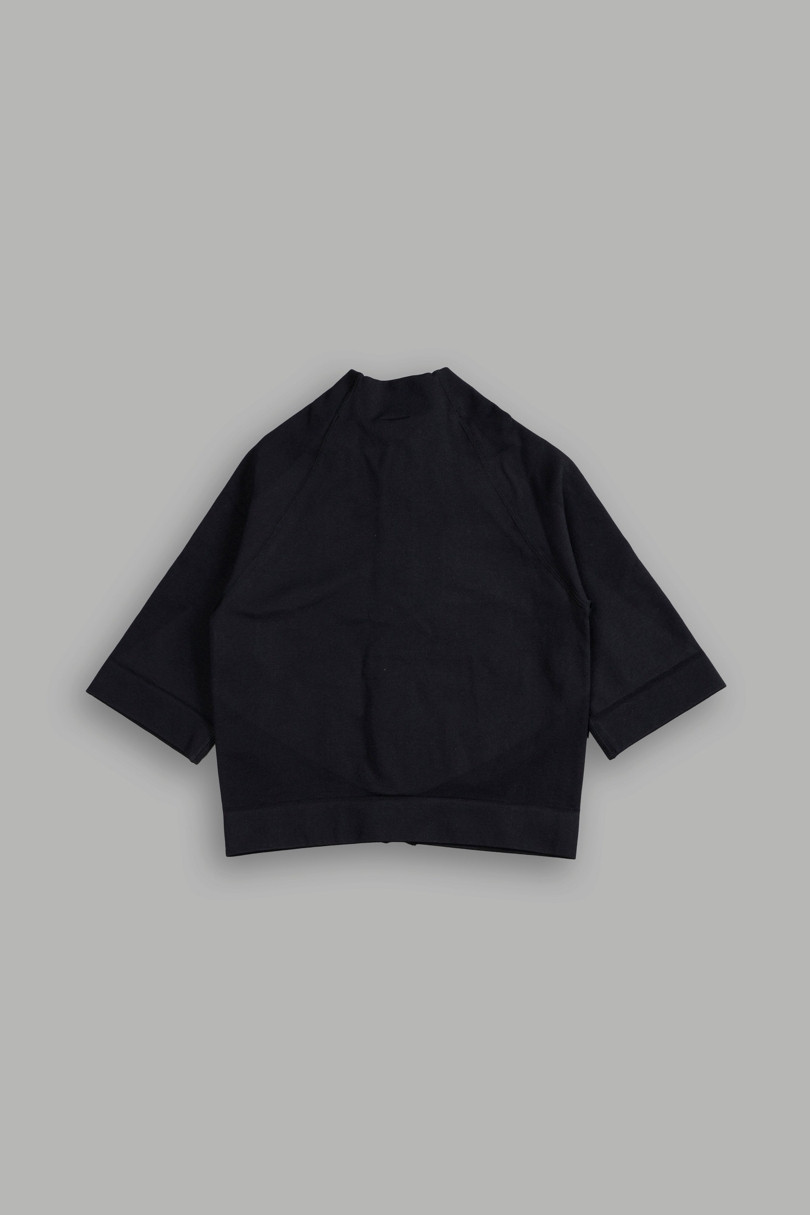 Single Wolf "Everson Seamless" Yasmin S/S Zip Top in Black — imagem 4