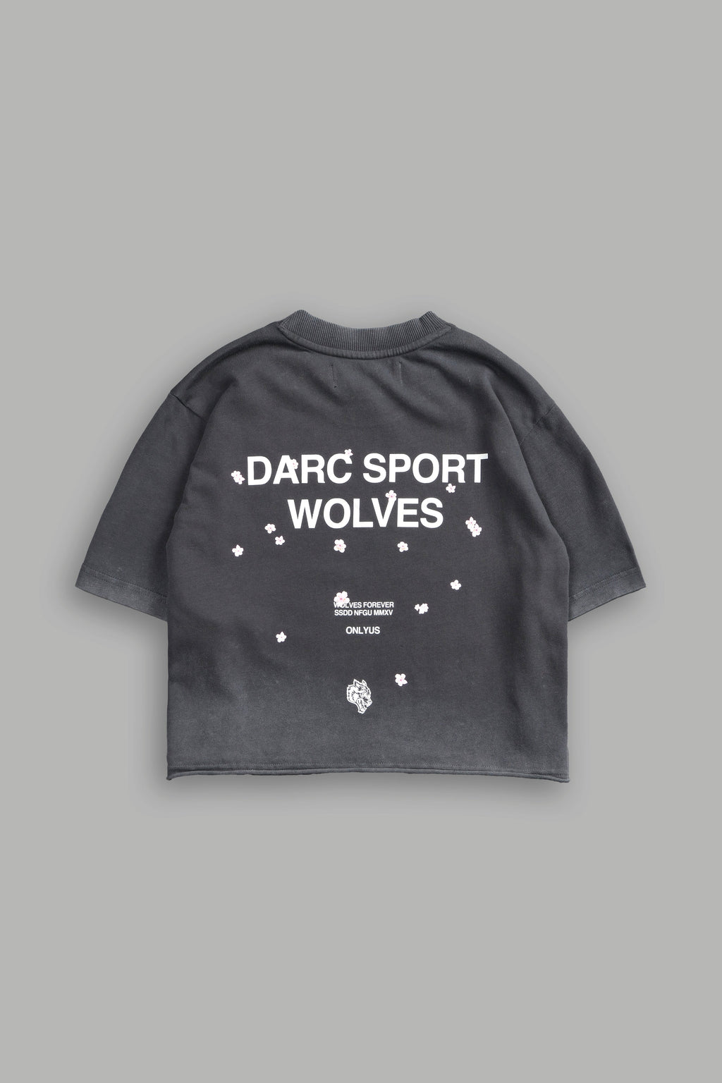Darc Sport Wolves Blossom "Premium" (Cropped) Tee in Wolf Gray - imagem 3