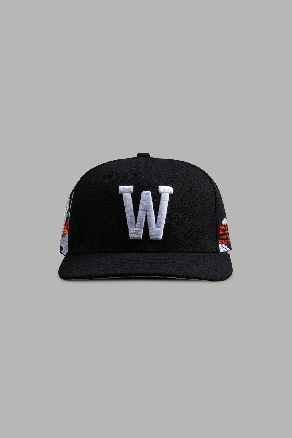 The Snake and The Rose Fitted Hat in Black — imagem 1