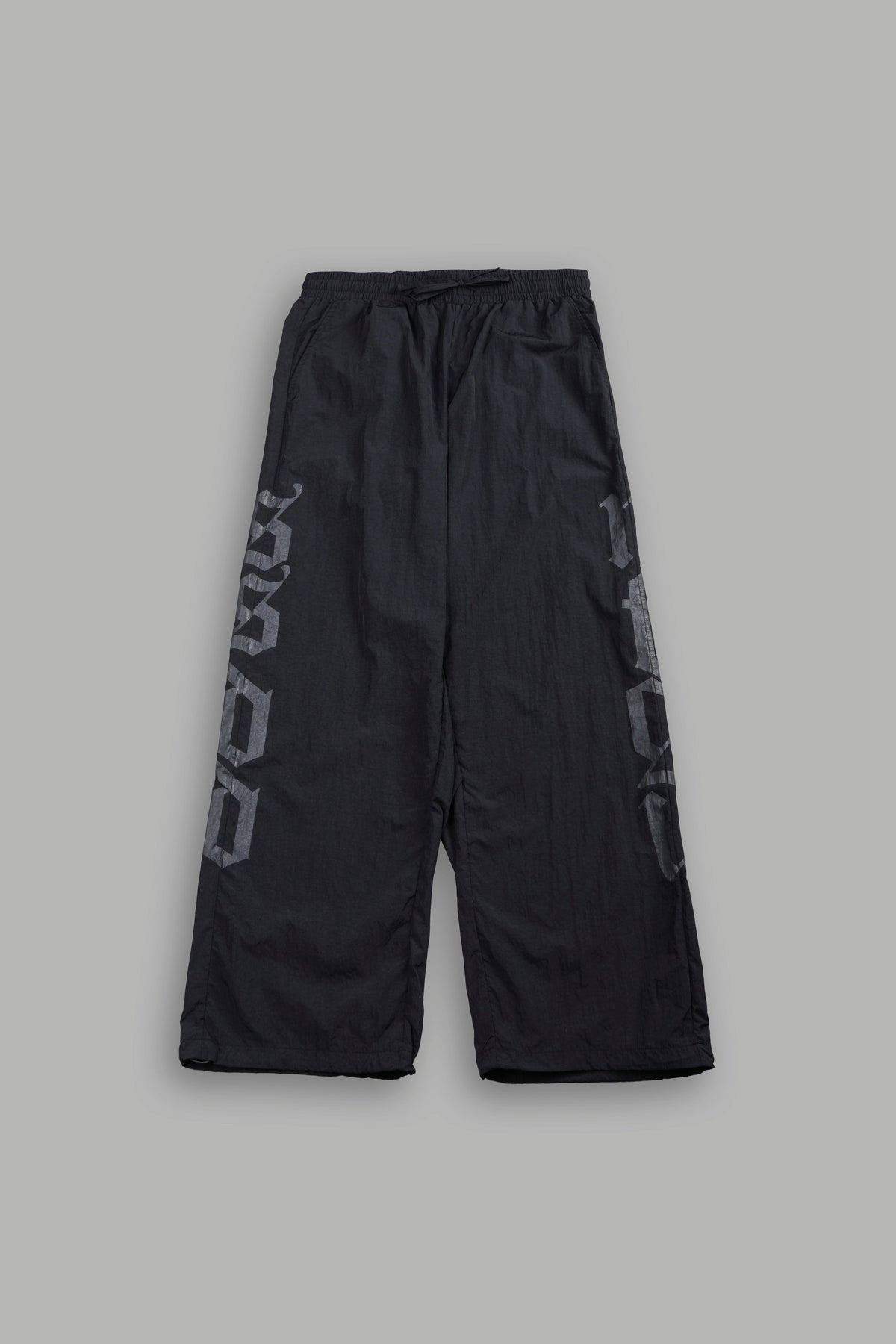 Our Mantra Nikki Parachute Pants in Black - imagem 1