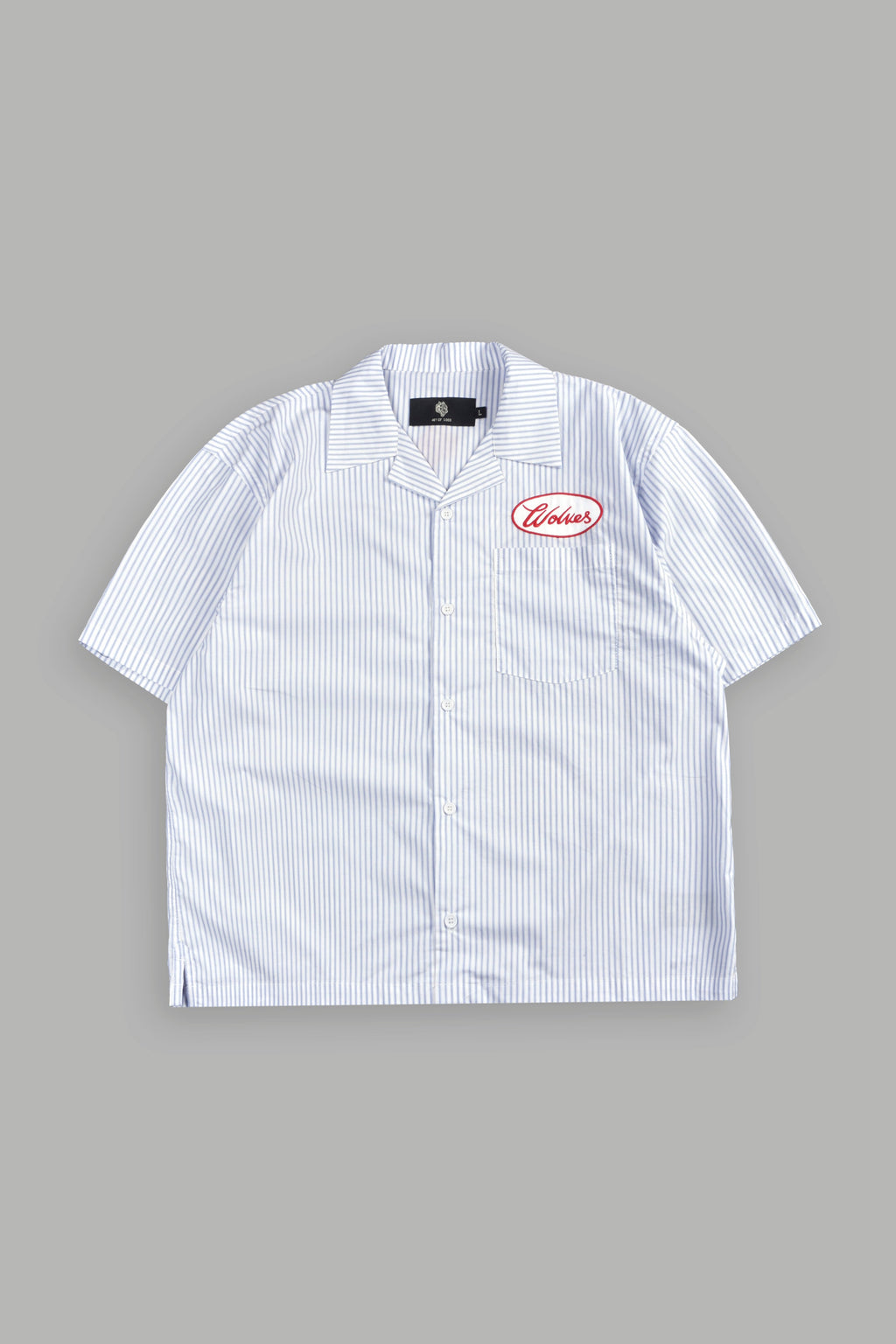 Wolves Patch Dalton Mid Length Button Up in Blue Stripe — imagem 1