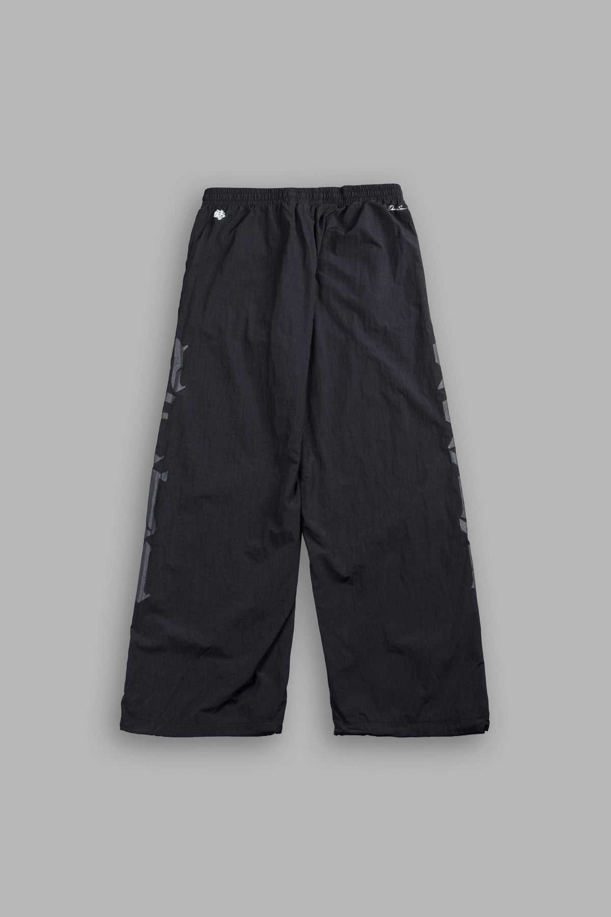 Our Mantra Nikki Parachute Pants in Black - imagem 2