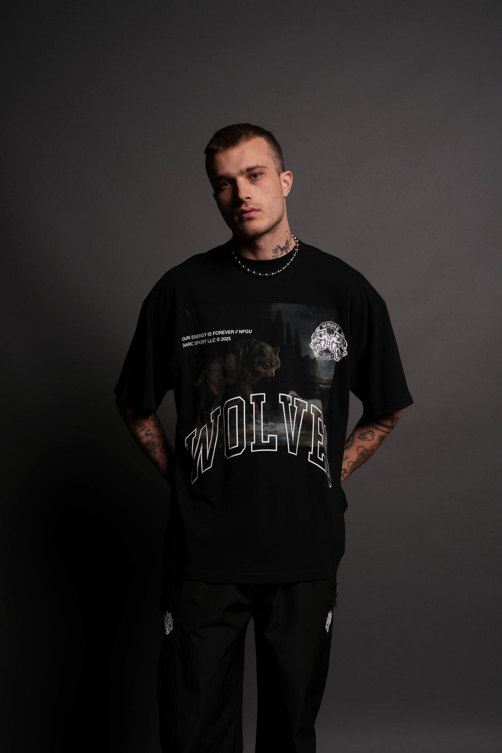 Don't Sleep "Premium" Oversized Tee in Black — imagem 2
