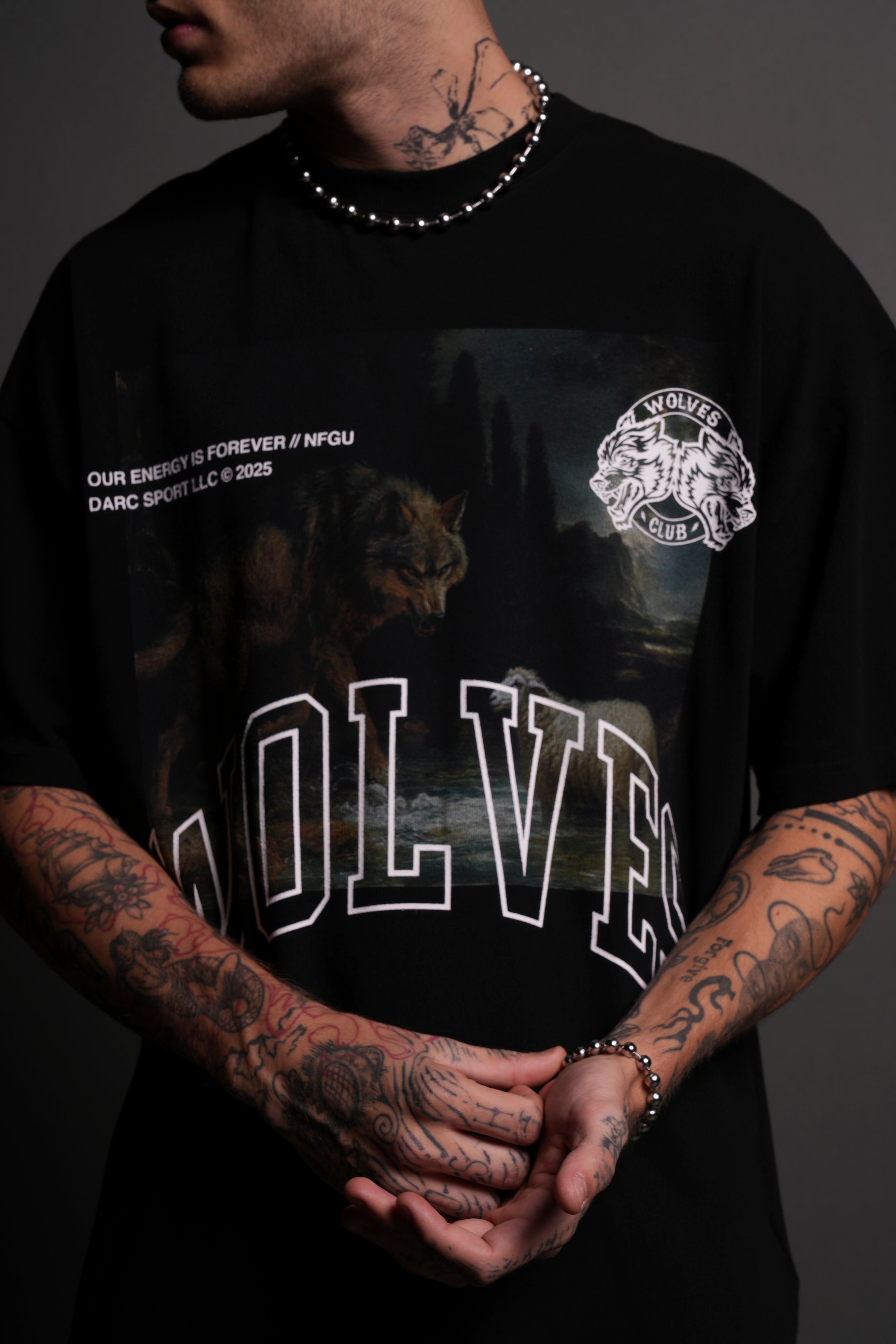 Don't Sleep "Premium" Oversized Tee in Black — imagem 4