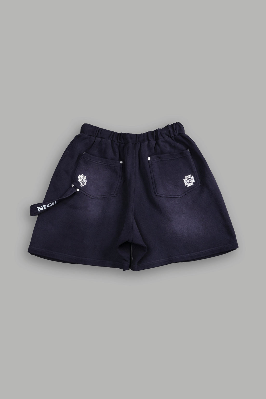 NFGU Forever Rivet Fleece Shorts in Nightshade Sun Fade — imagem 3