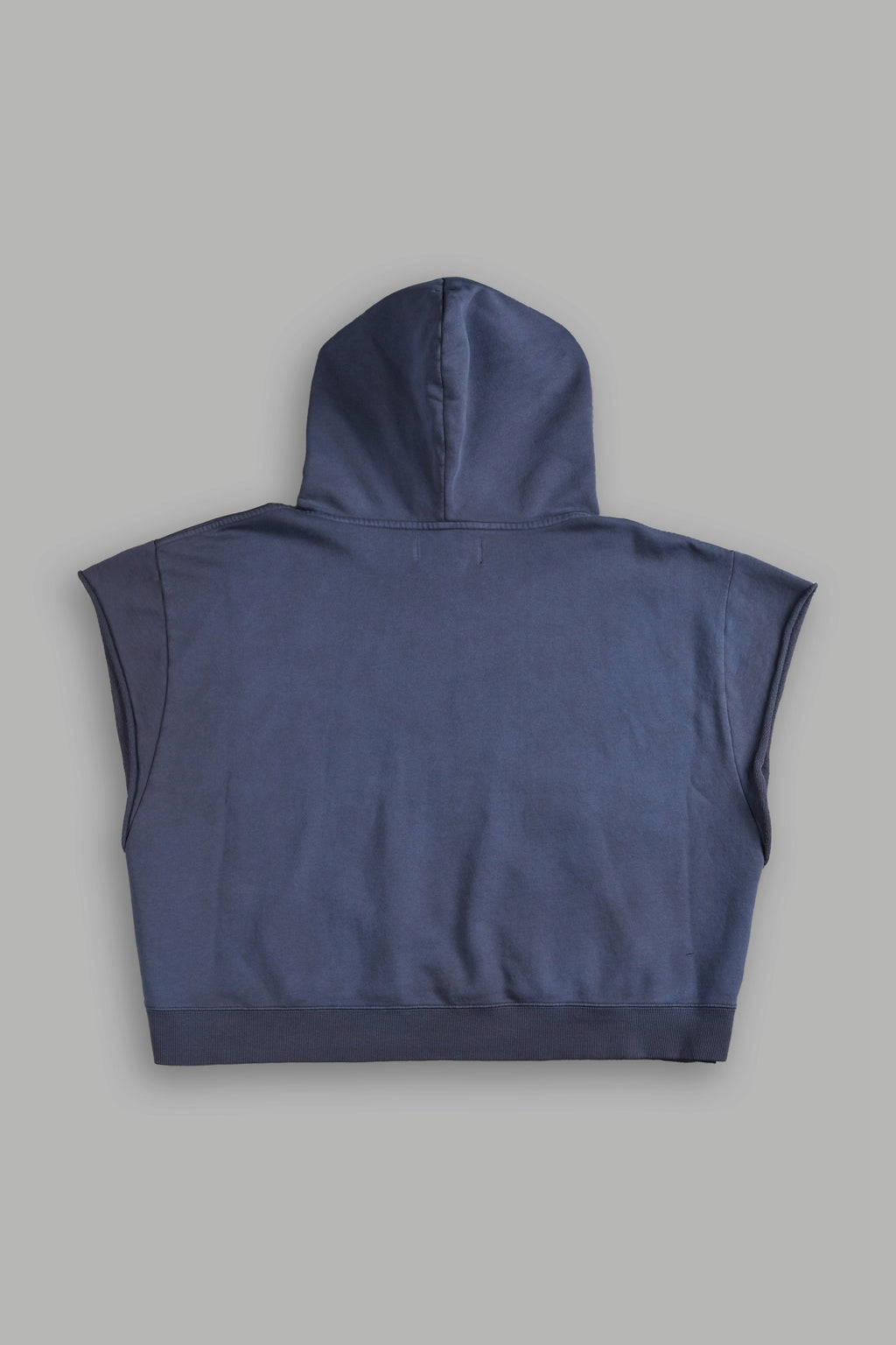 Forged From Iron Grunge Gage Cap Sleeve Hoodie in Midnight Blue Horizon Sun Fade — imagem 3