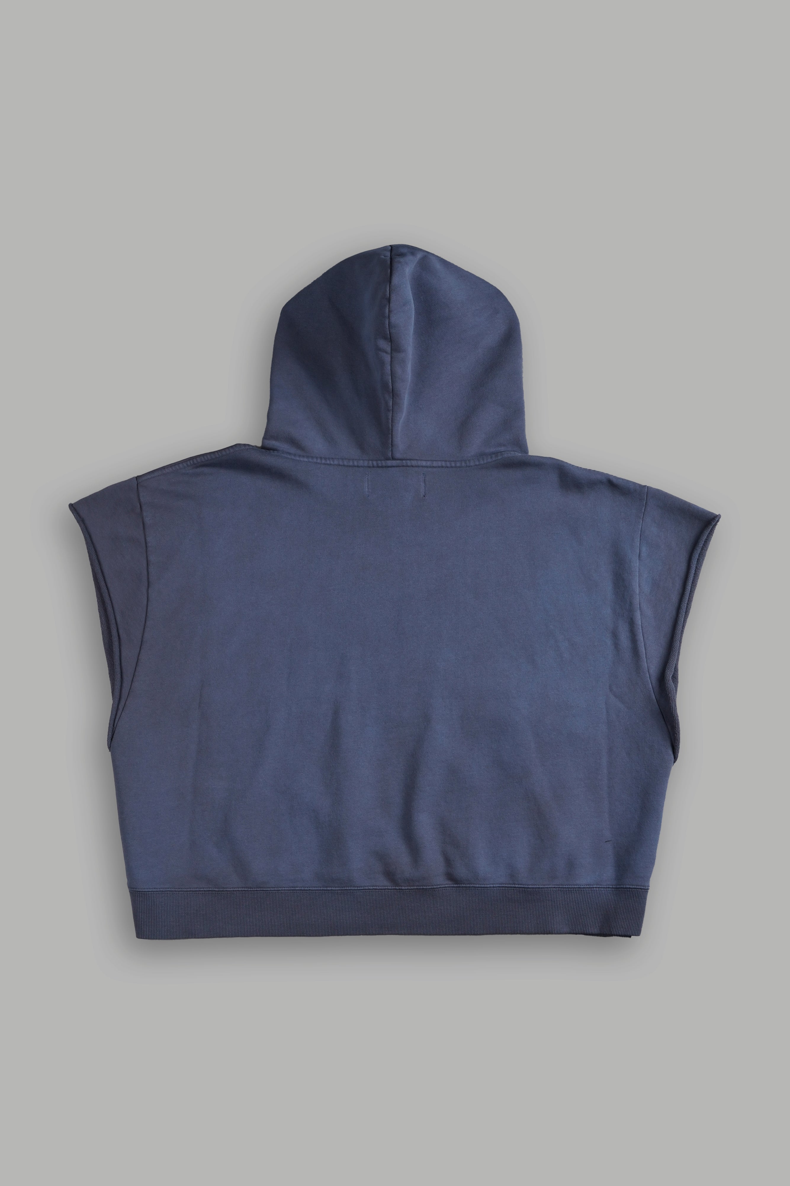 Forged From Iron Grunge Gage Cap Sleeve Hoodie in Midnight Blue Horizon Sun Fade — imagem 3
