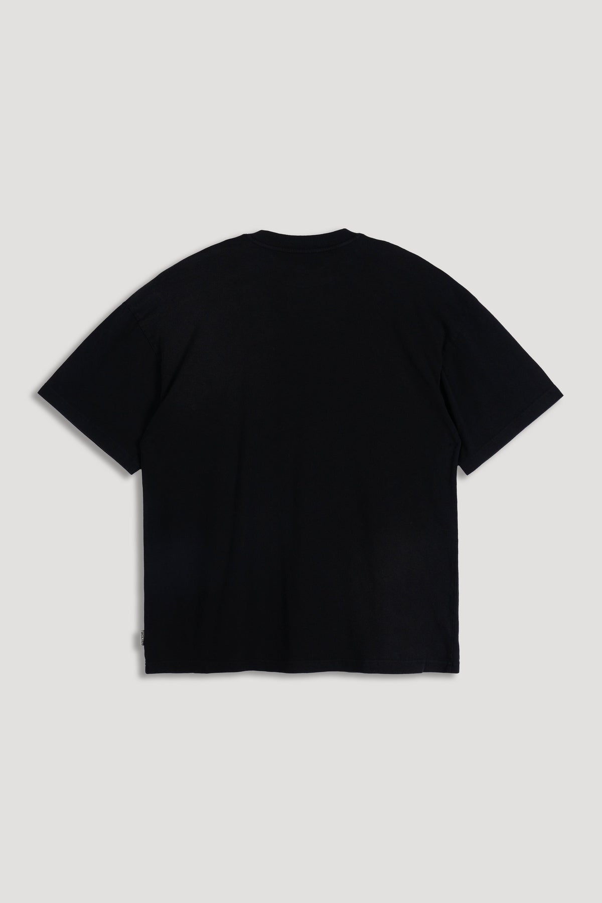 Loyalty "Premium" Oversized Tee in Black Sun Fade — imagem 4