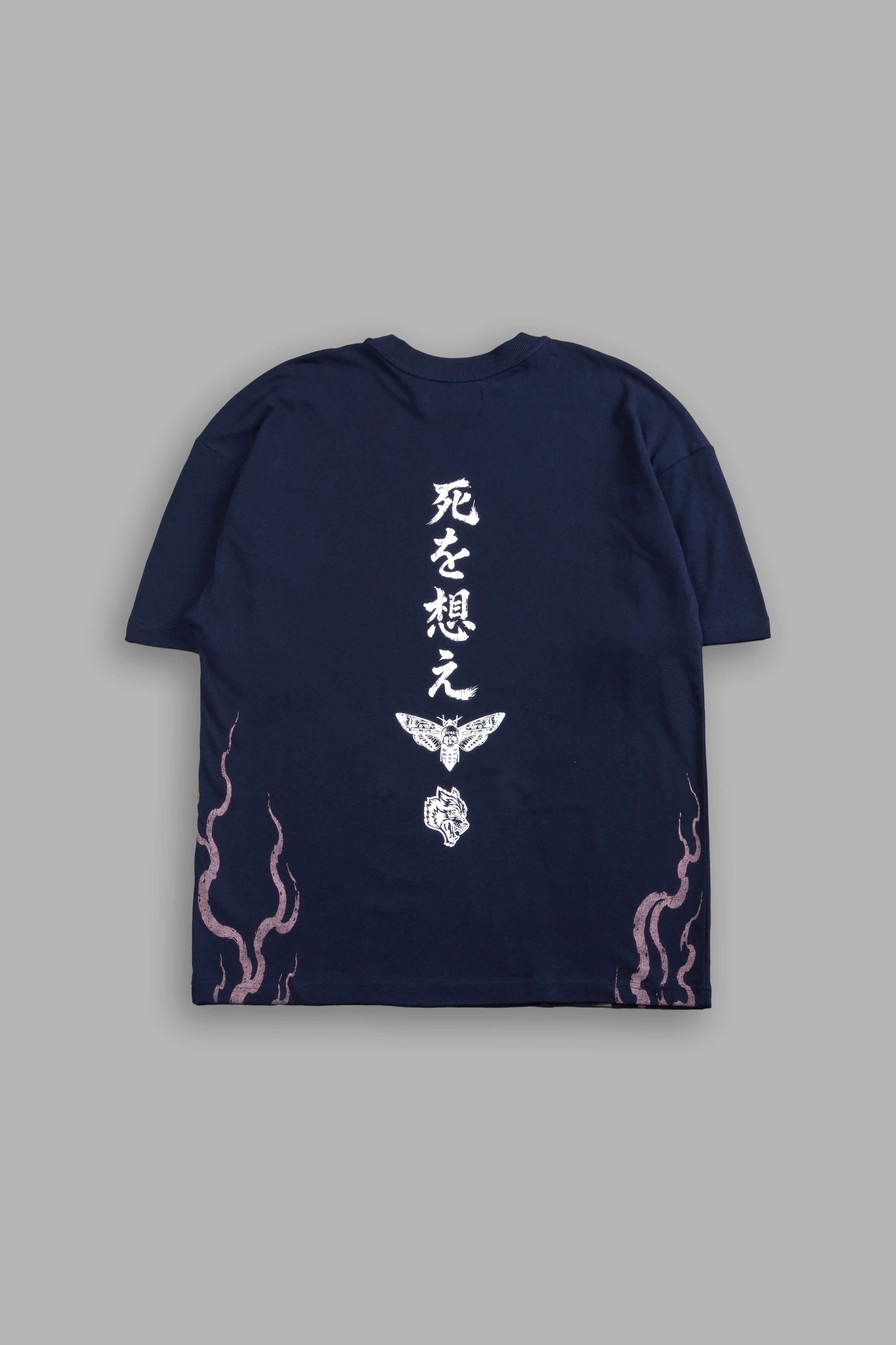 Mourning Flame Premium Oversized Tee in Navy — imagem 3