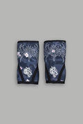 Warrior In The Garden Print Elbow Sleeves in Warrior In A Garden Black Camo — imagem 1