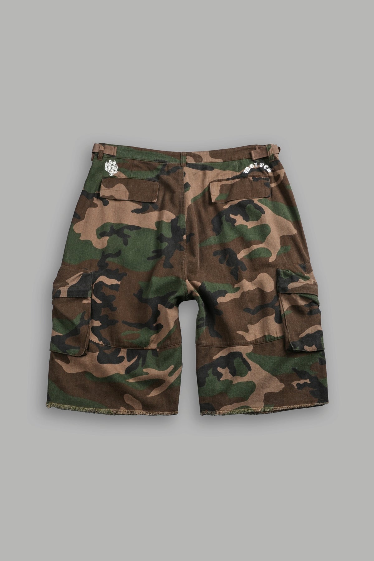 Wolf Chopper Duke Cargo Shorts in Woodland Camo - imagem 3