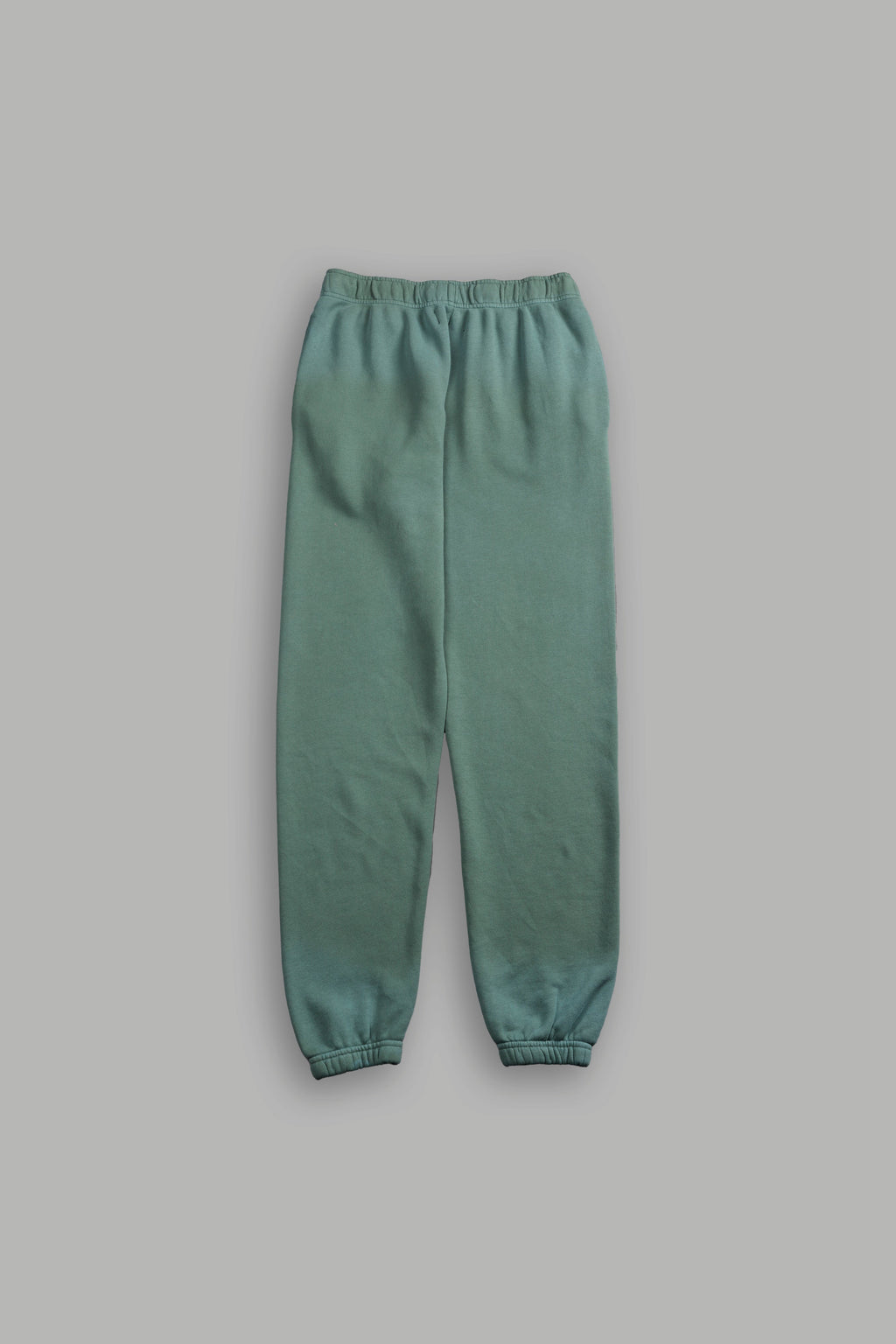 Wolves Forever She Post Lounge Sweats in Hunter Green Driftwash — imagem 4