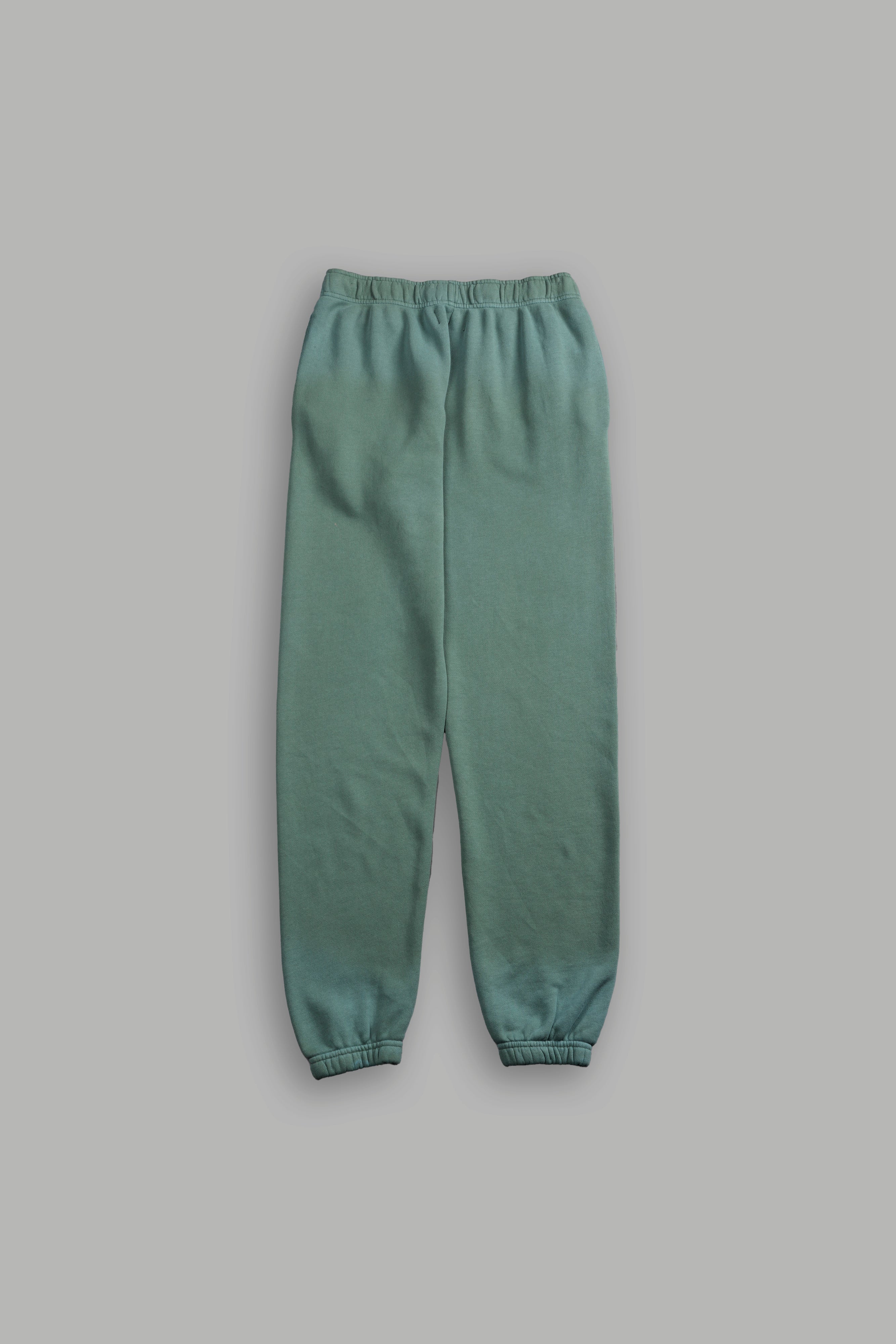 Wolves Forever She Post Lounge Sweats in Hunter Green Driftwash — imagem 4