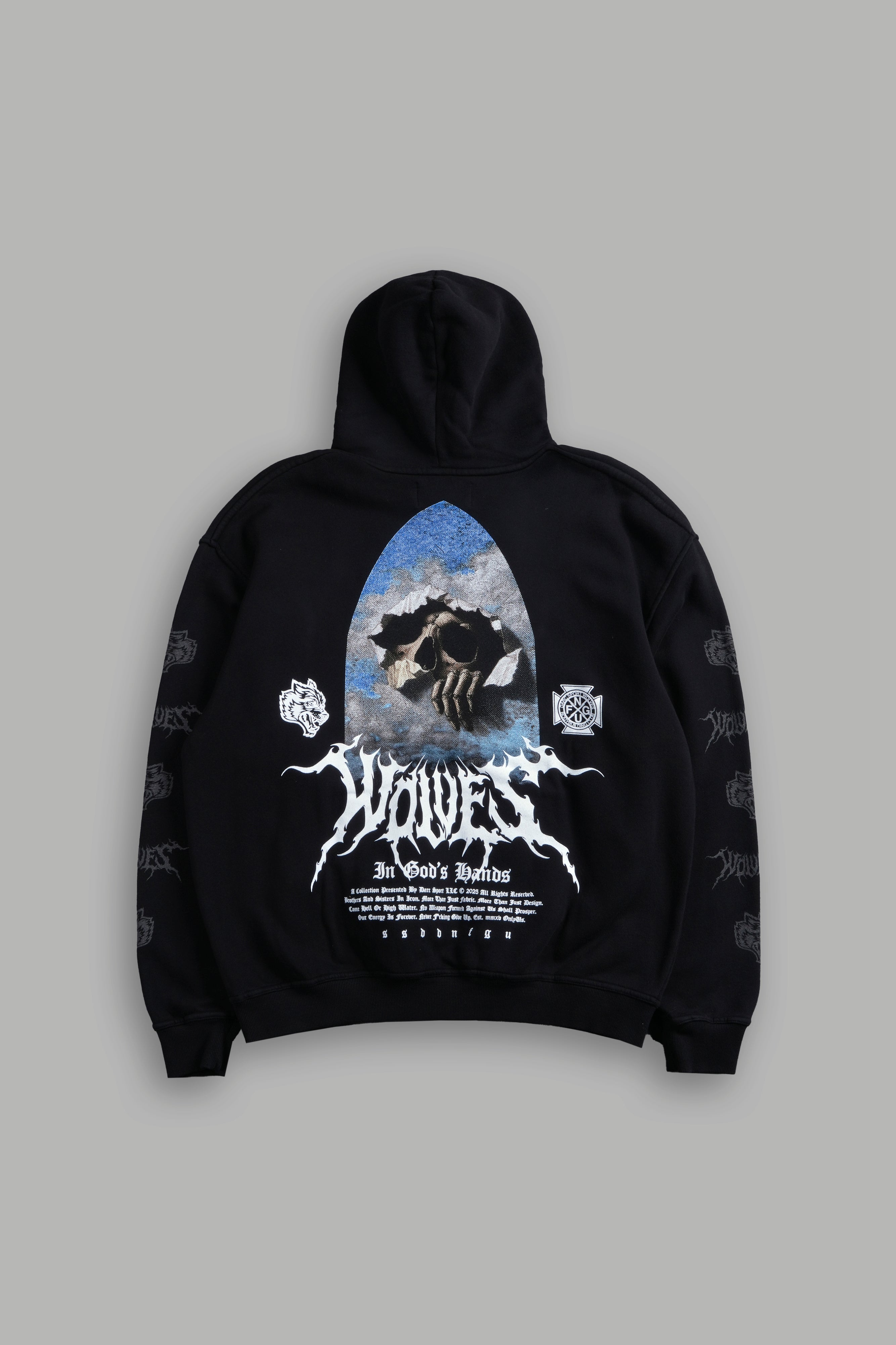 Through the Clouds "Pierce" Hoodie in Black — imagem 1