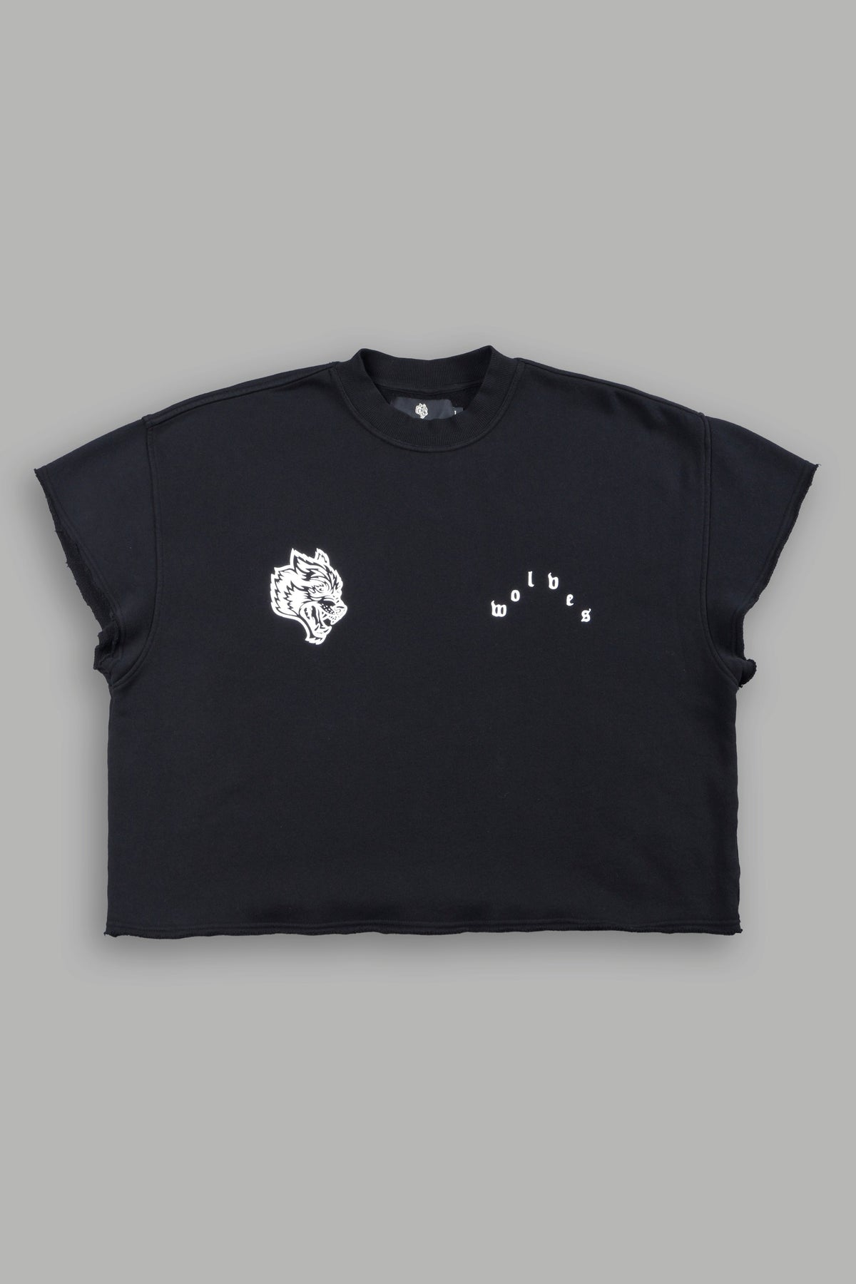 Wolf Pyramid Raw Hem Box Cut Cap Sleeve London Crewneck In Black - imagem 1
