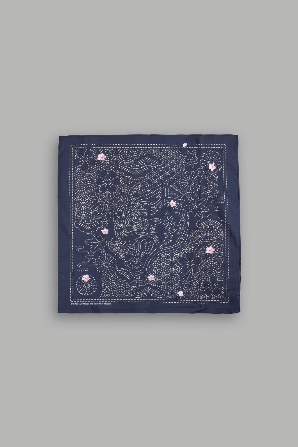 Sashiko Waves Bandana in Royal Navy — imagem 1