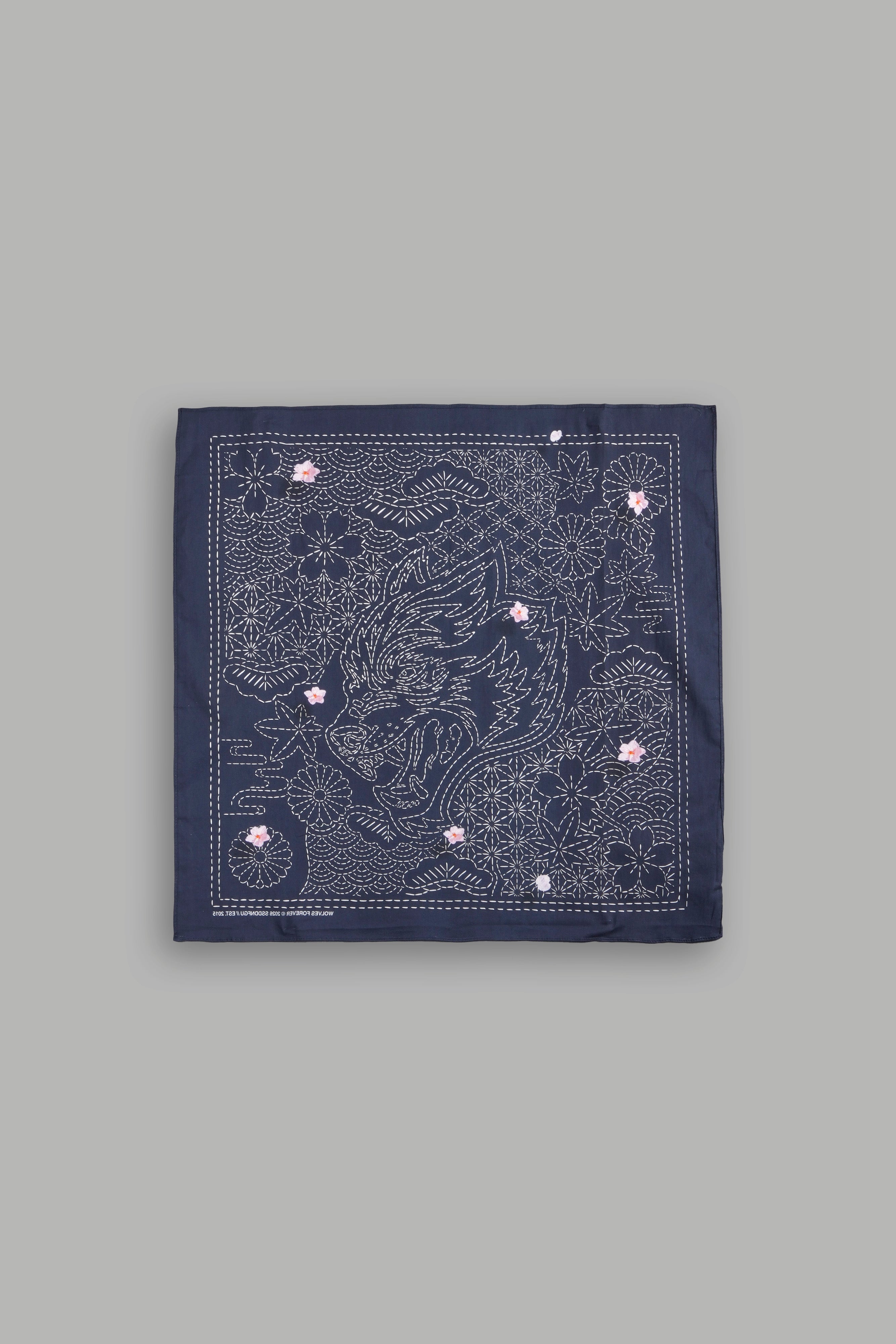 Sashiko Waves Bandana in Royal Navy — imagem 1