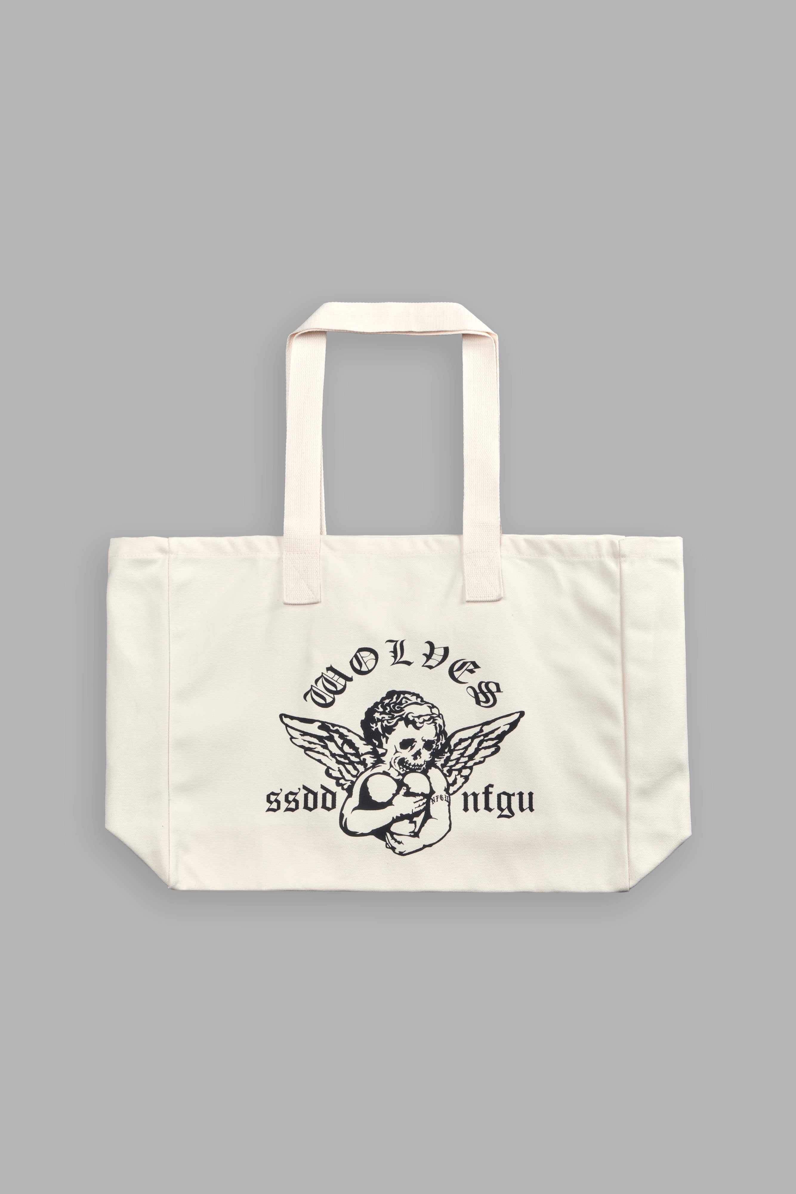 Shielded Heart Canvas Tote Bag in Cream — imagem 1
