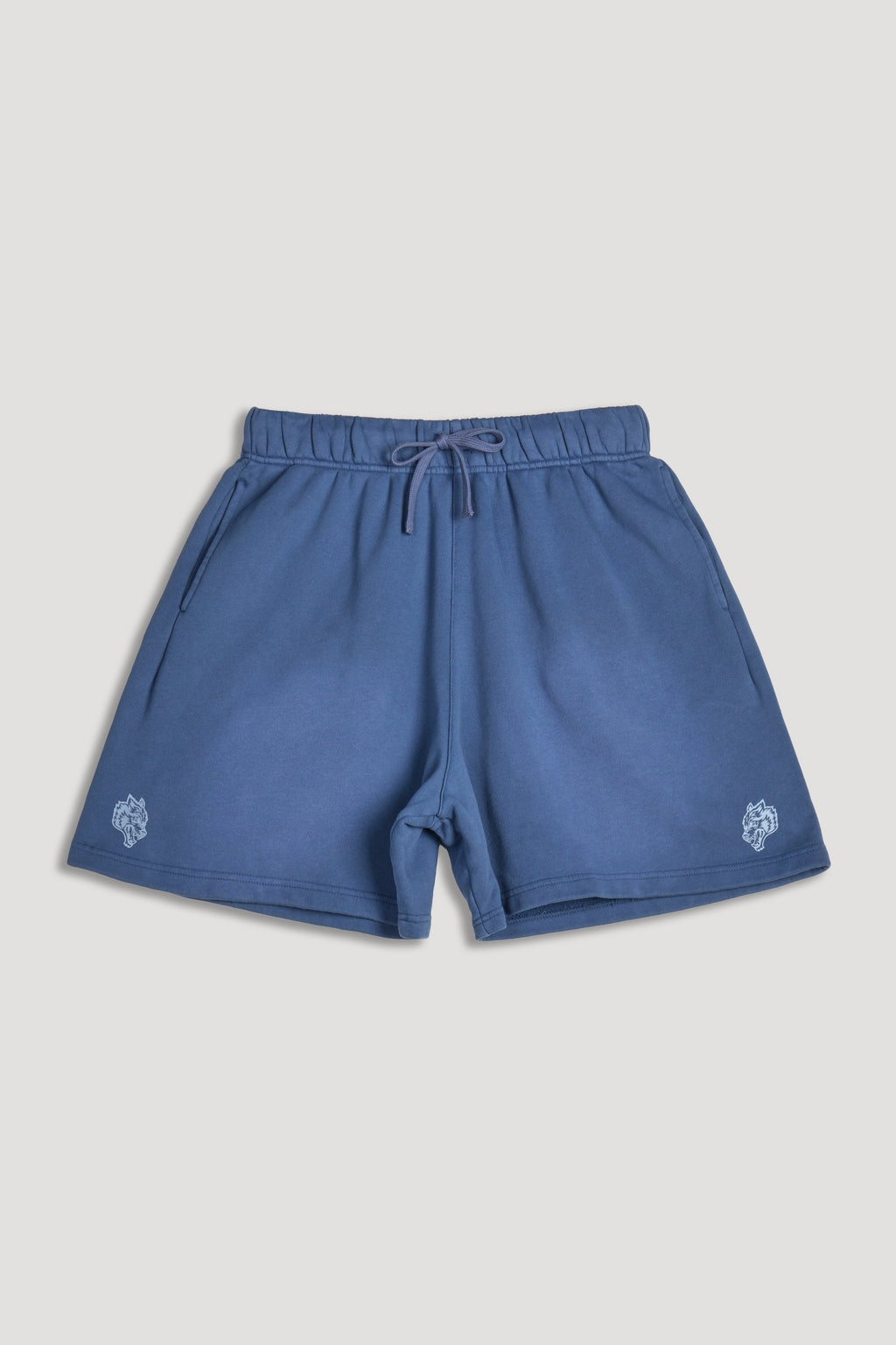 Dual Oversized Post Lounge Sweat Shorts in Washed Denim Sun Fade — imagem 5