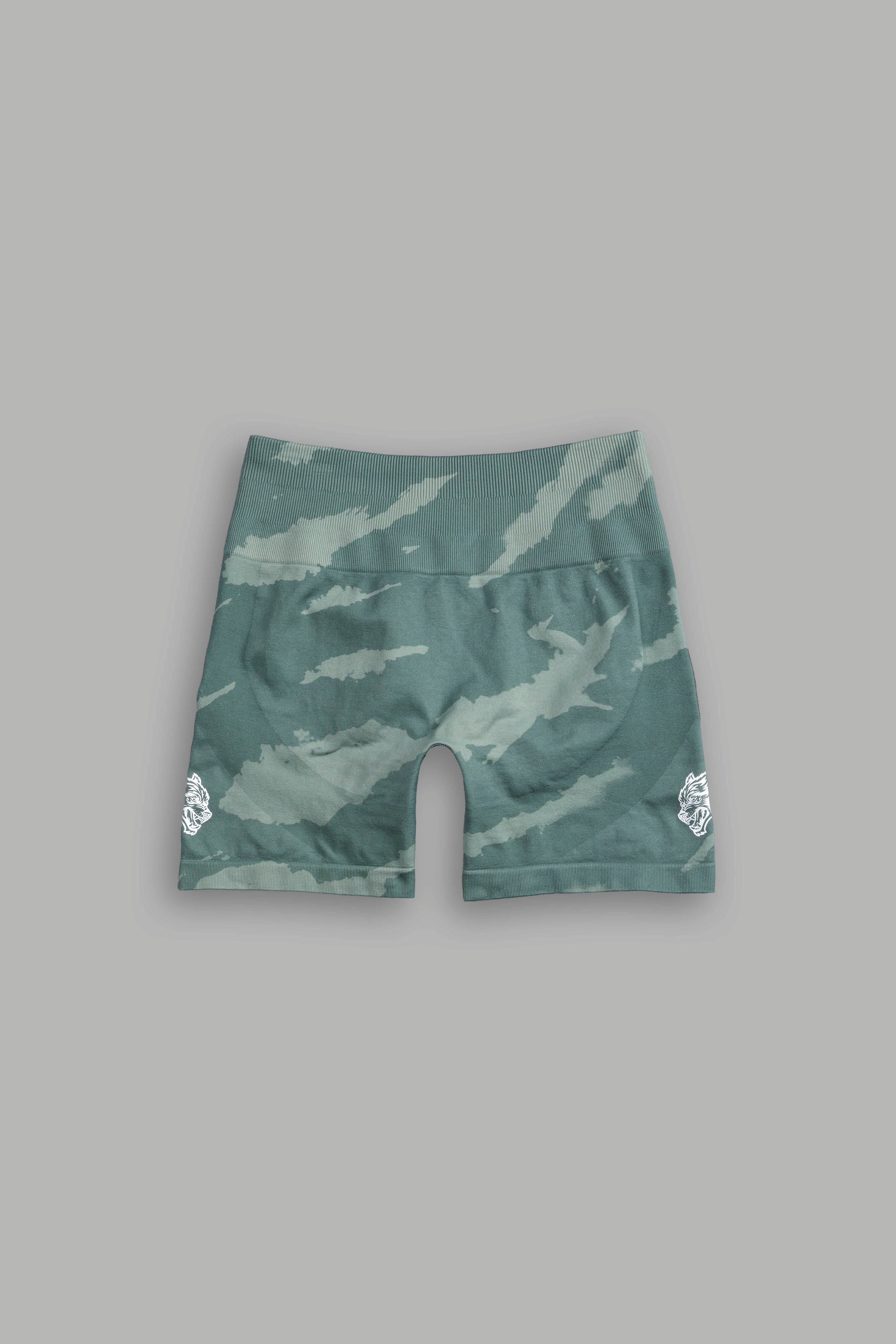 Dual Wolf Everson Seamless "Training" Shorts in Hunter Green Native Camo — imagem 3