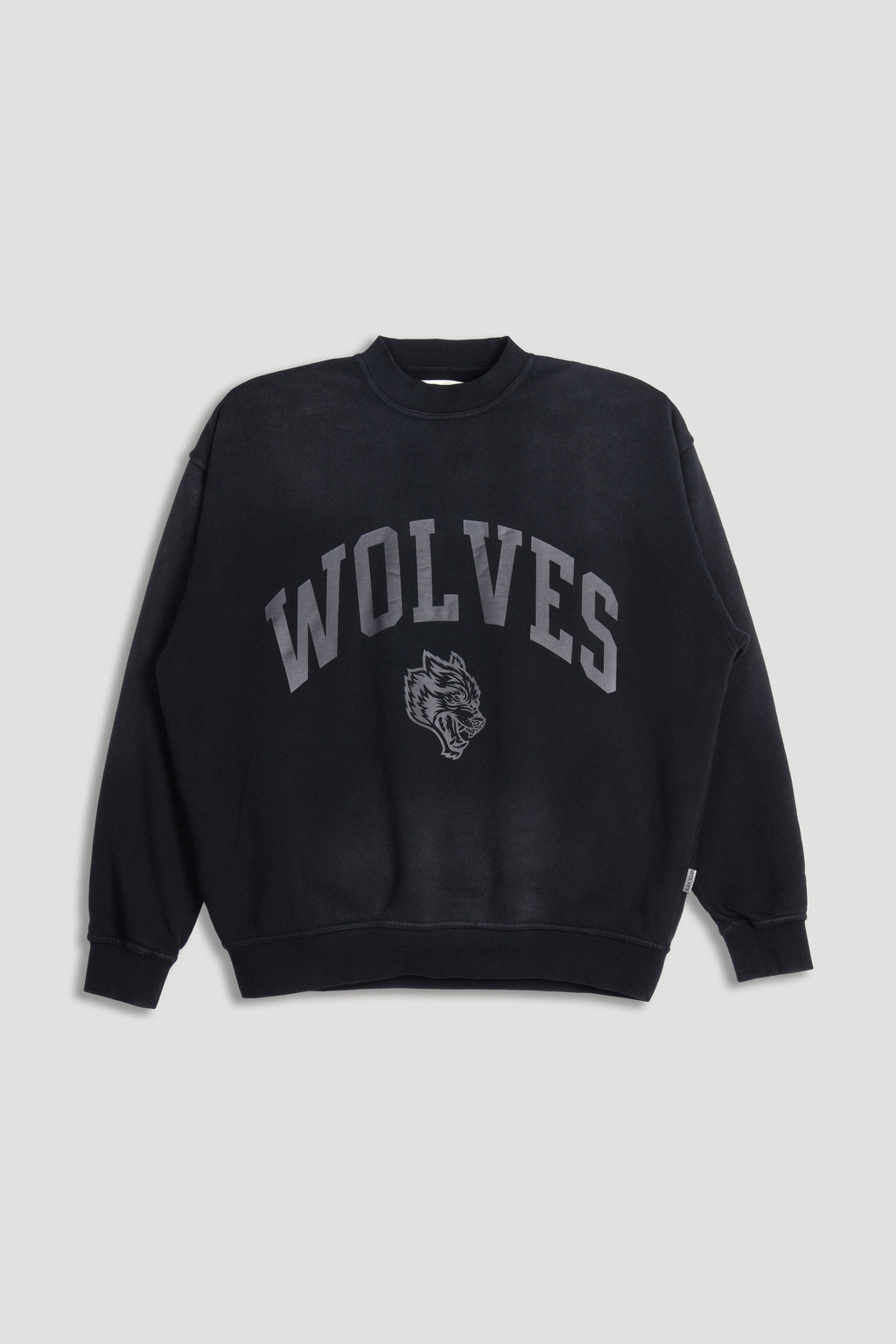 Loyalty London Crewneck in Black Sun Fade/Black — imagem 4