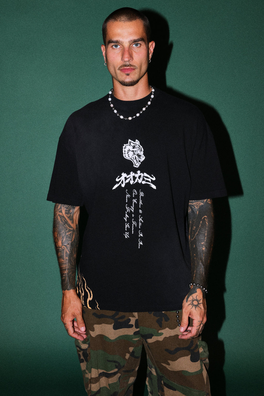 Darc Yokai Premium Oversized Tee in Black Sun Fade — imagem 2