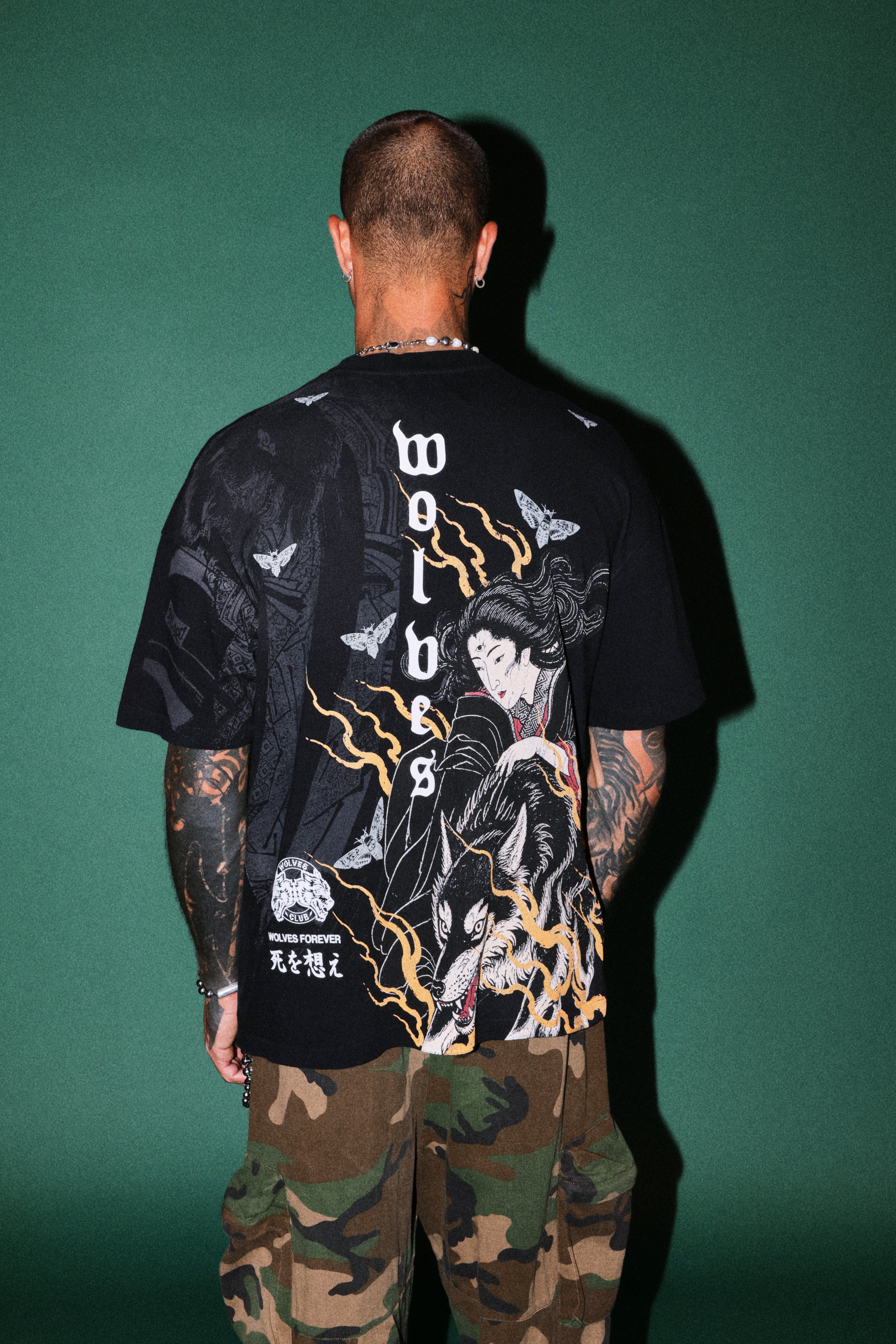 Darc Yokai Premium Oversized Tee in Black Sun Fade — imagem 4
