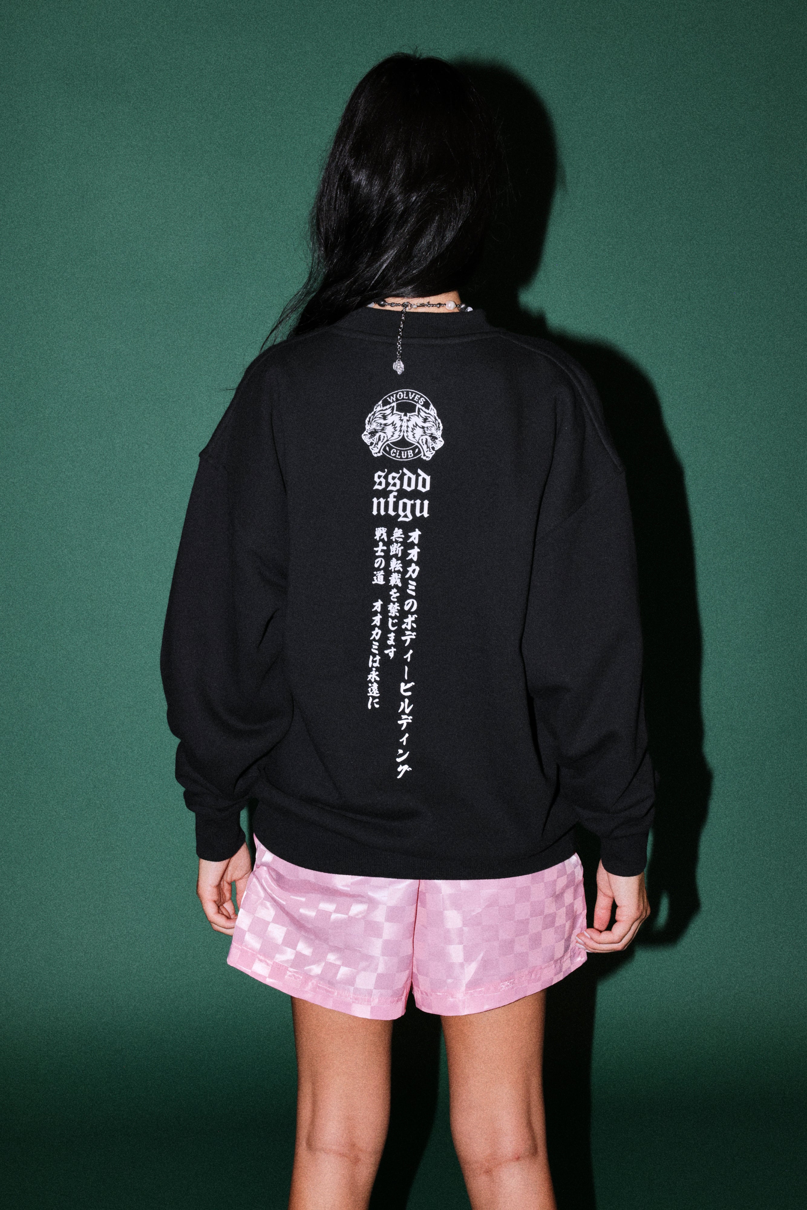 Sakura Core London Crewneck in Black — imagem 2