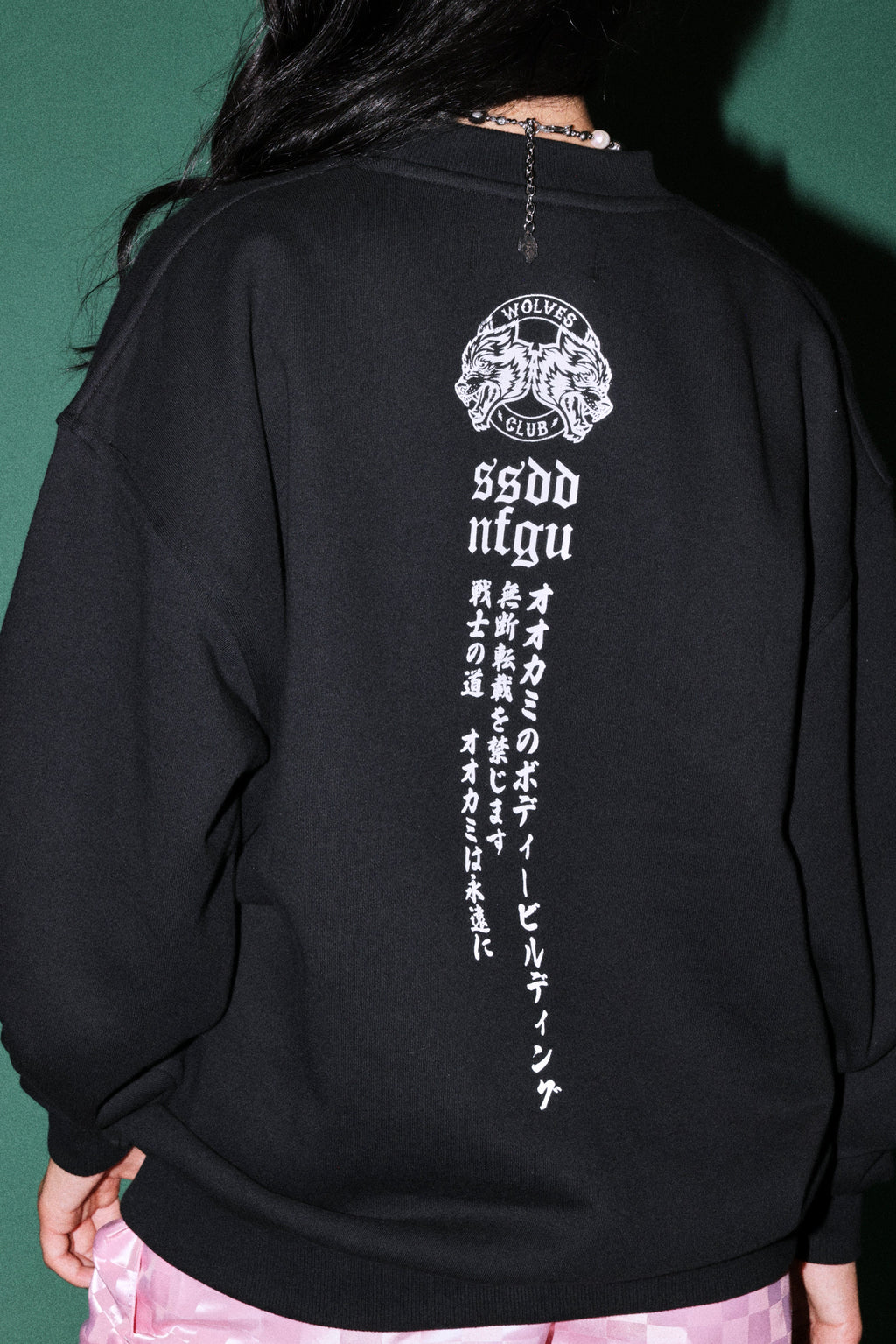 Sakura Core London Crewneck in Black — imagem 4