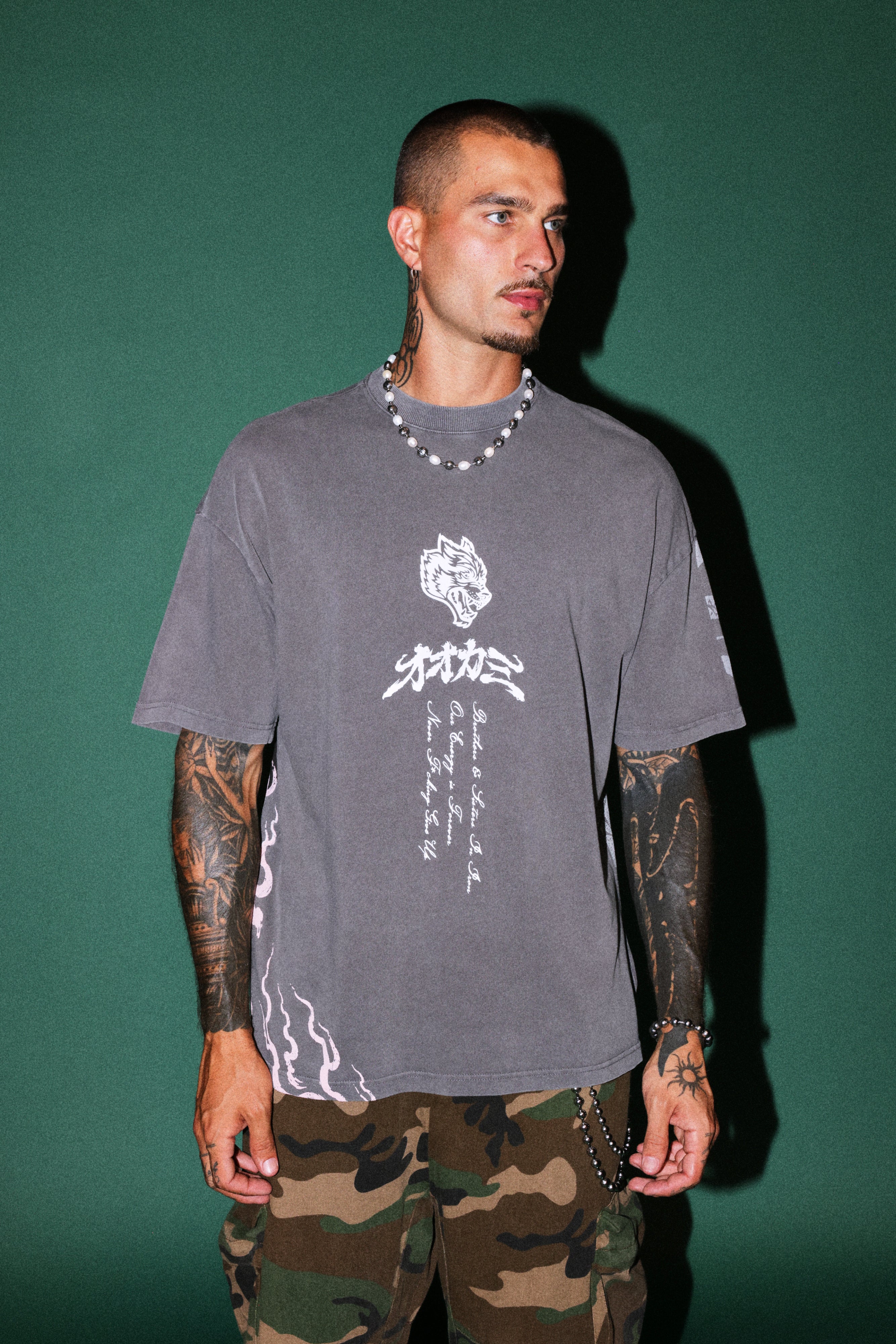 Darc Yokai Premium Oversized Tee in Slate Gray — imagem 2