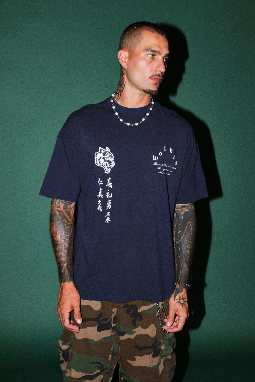 The Warrior Code Premium Oversized Tee in Navy — imagem 2