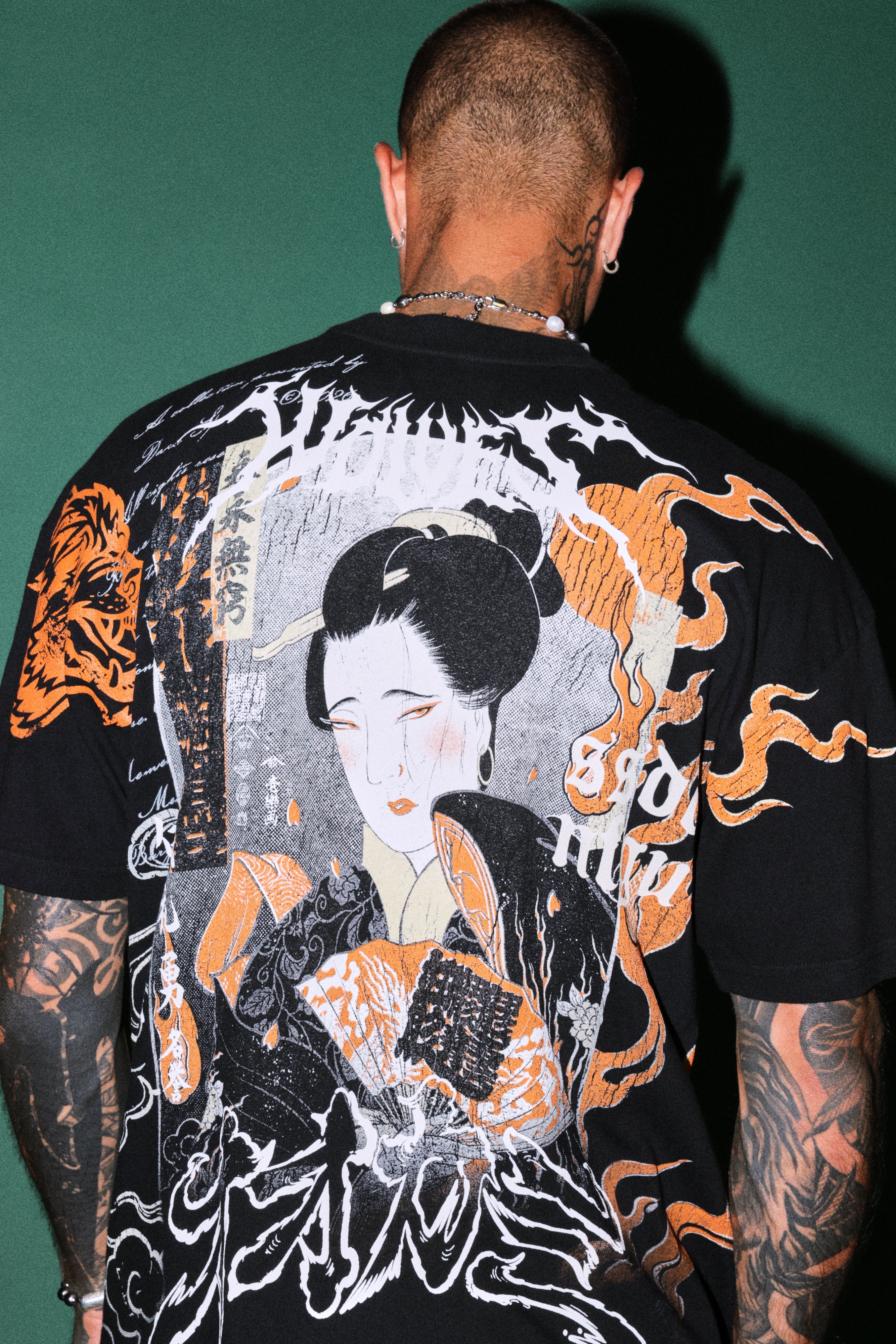 Bushido Ch.2 "Side-By-Side" Tee Box Set in Black — imagem 35