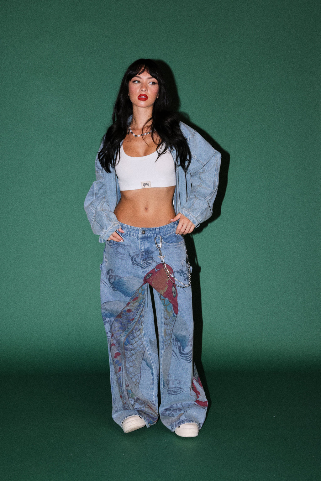 Sakura Forever Denim Bomber in Light Wash — imagem 4
